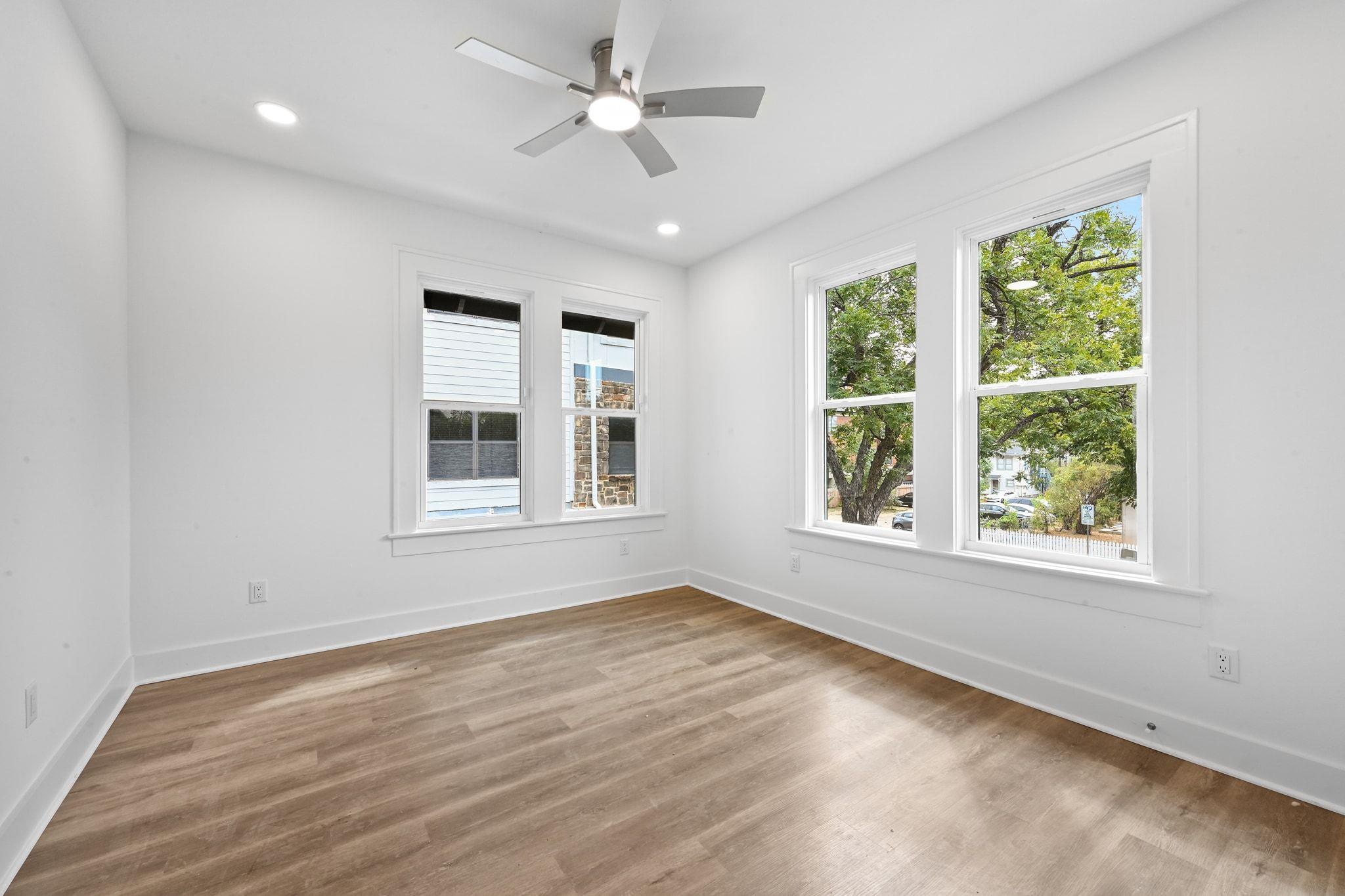 910 W 22nd 1/2 St, Austin, TX 78705