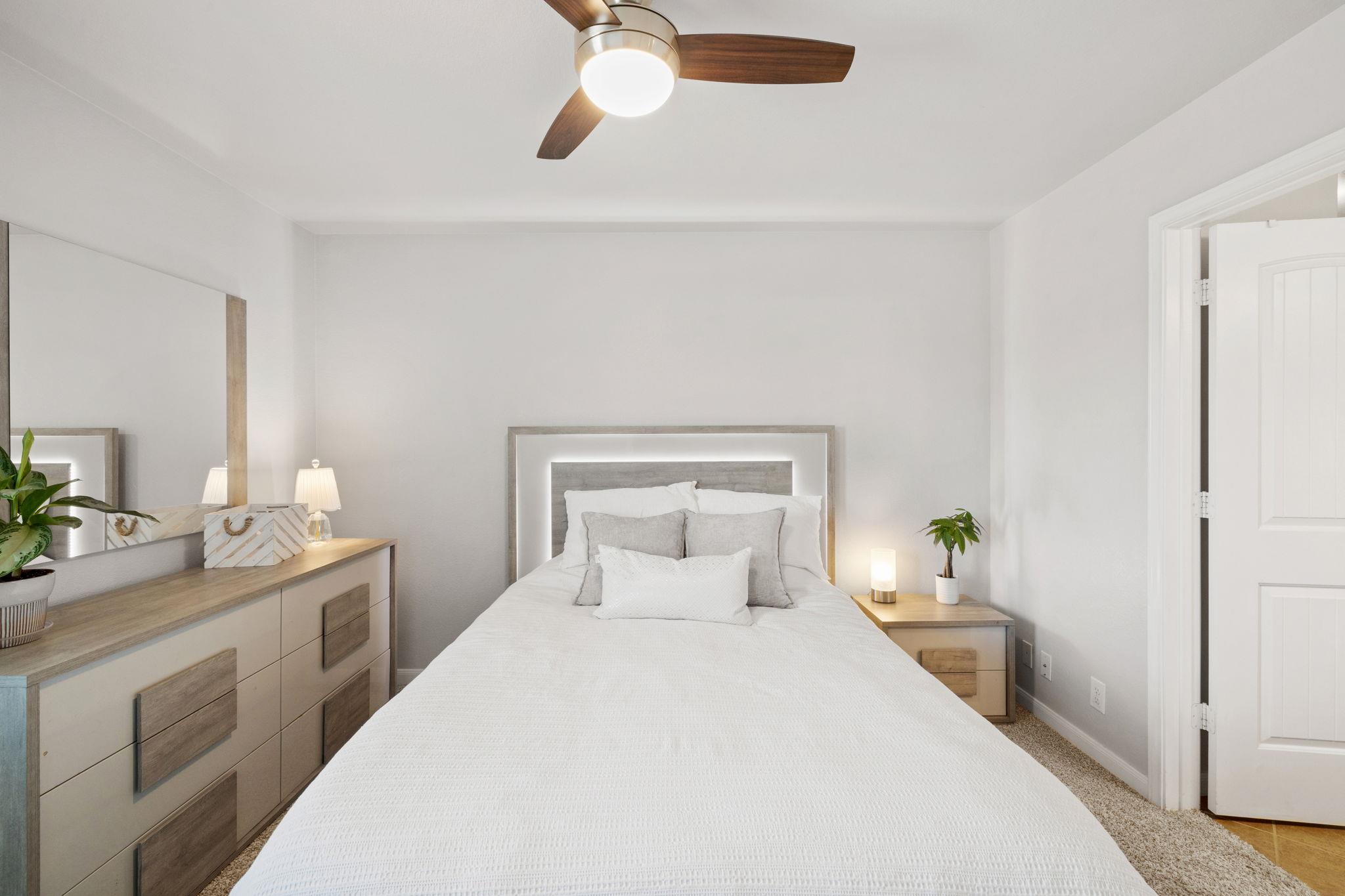 18003 Linkhill Dr, Dripping Springs, TX 78620