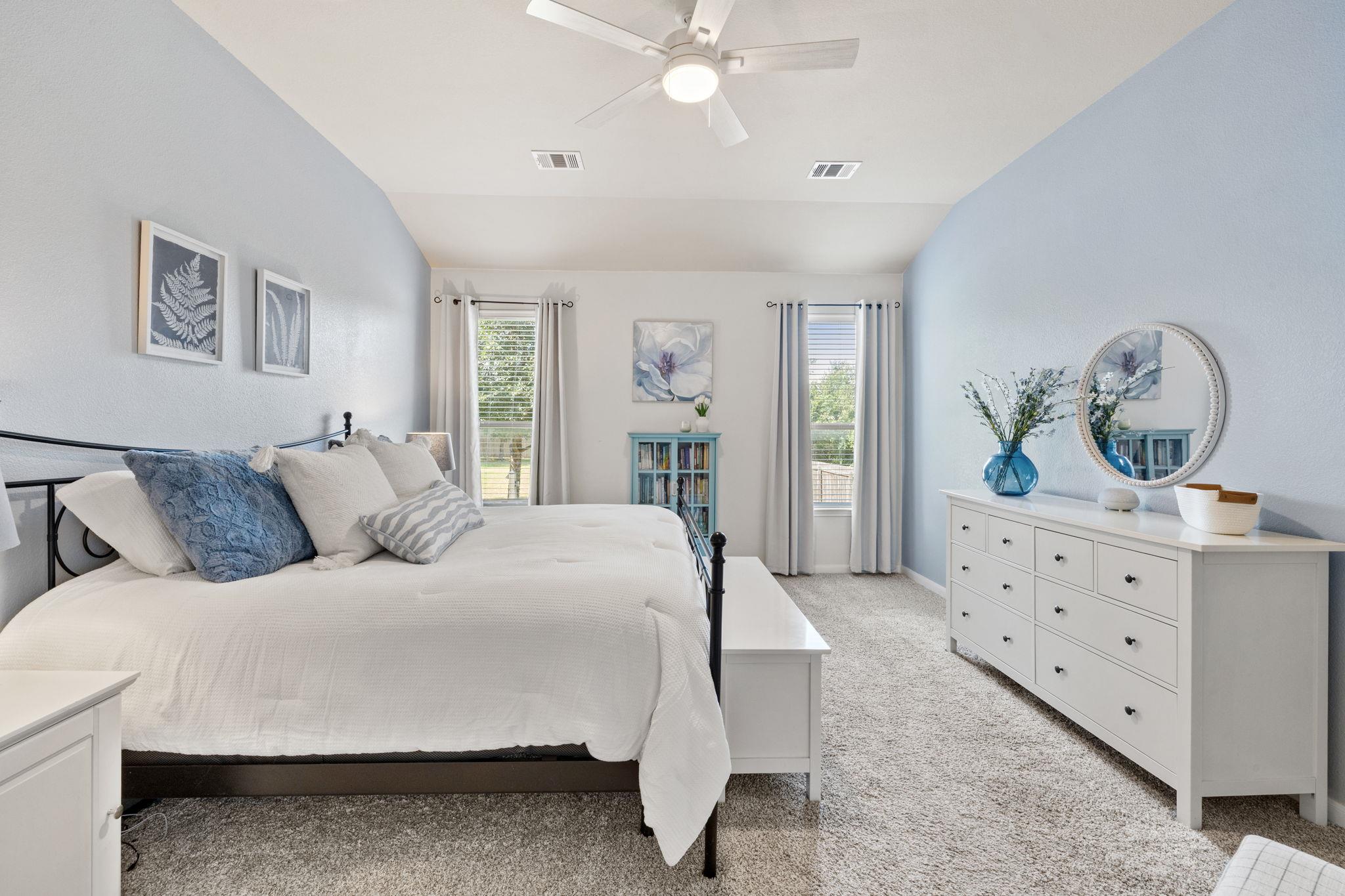 18003 Linkhill Dr, Dripping Springs, TX 78620