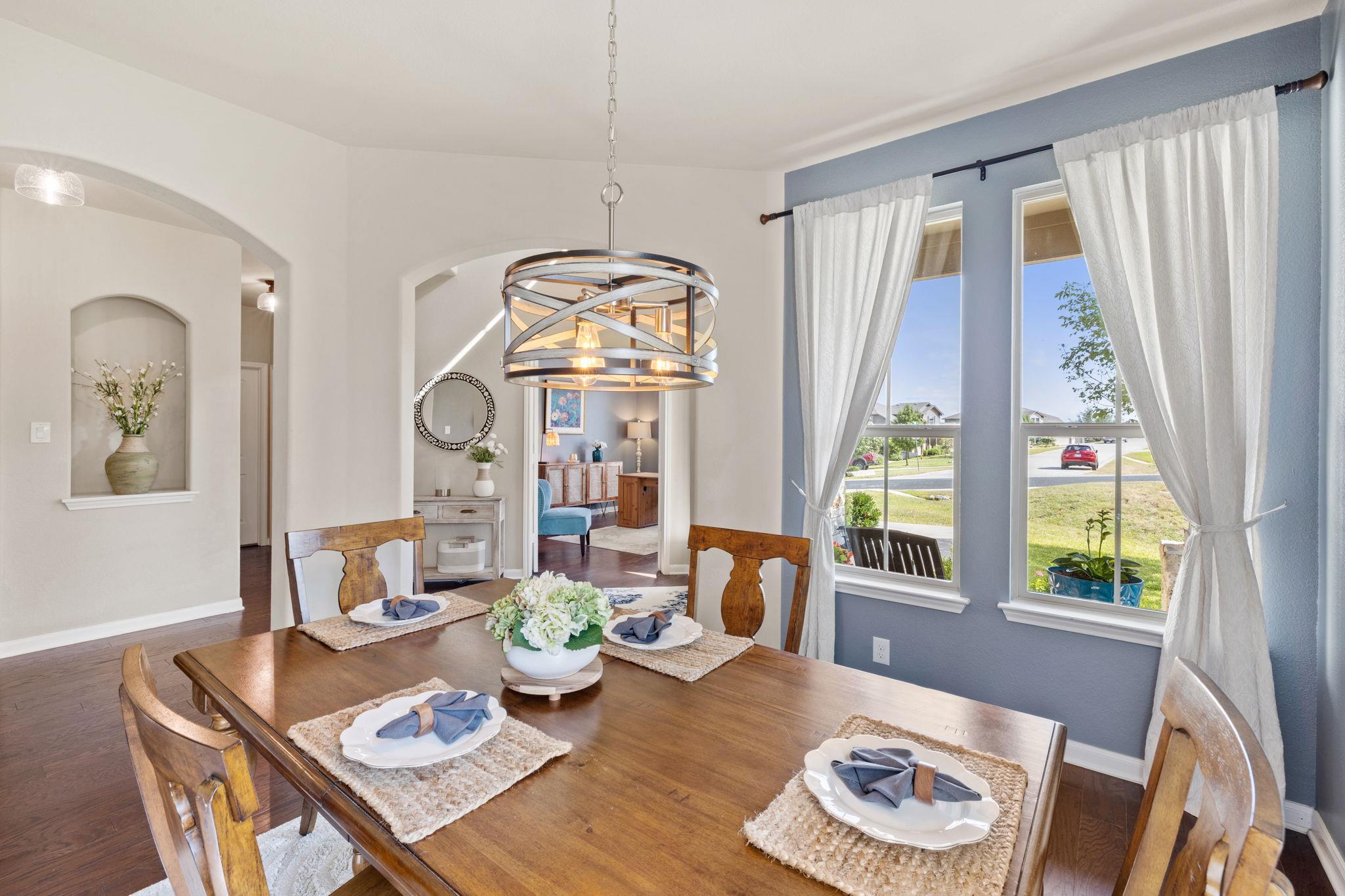 18003 Linkhill Dr, Dripping Springs, TX 78620