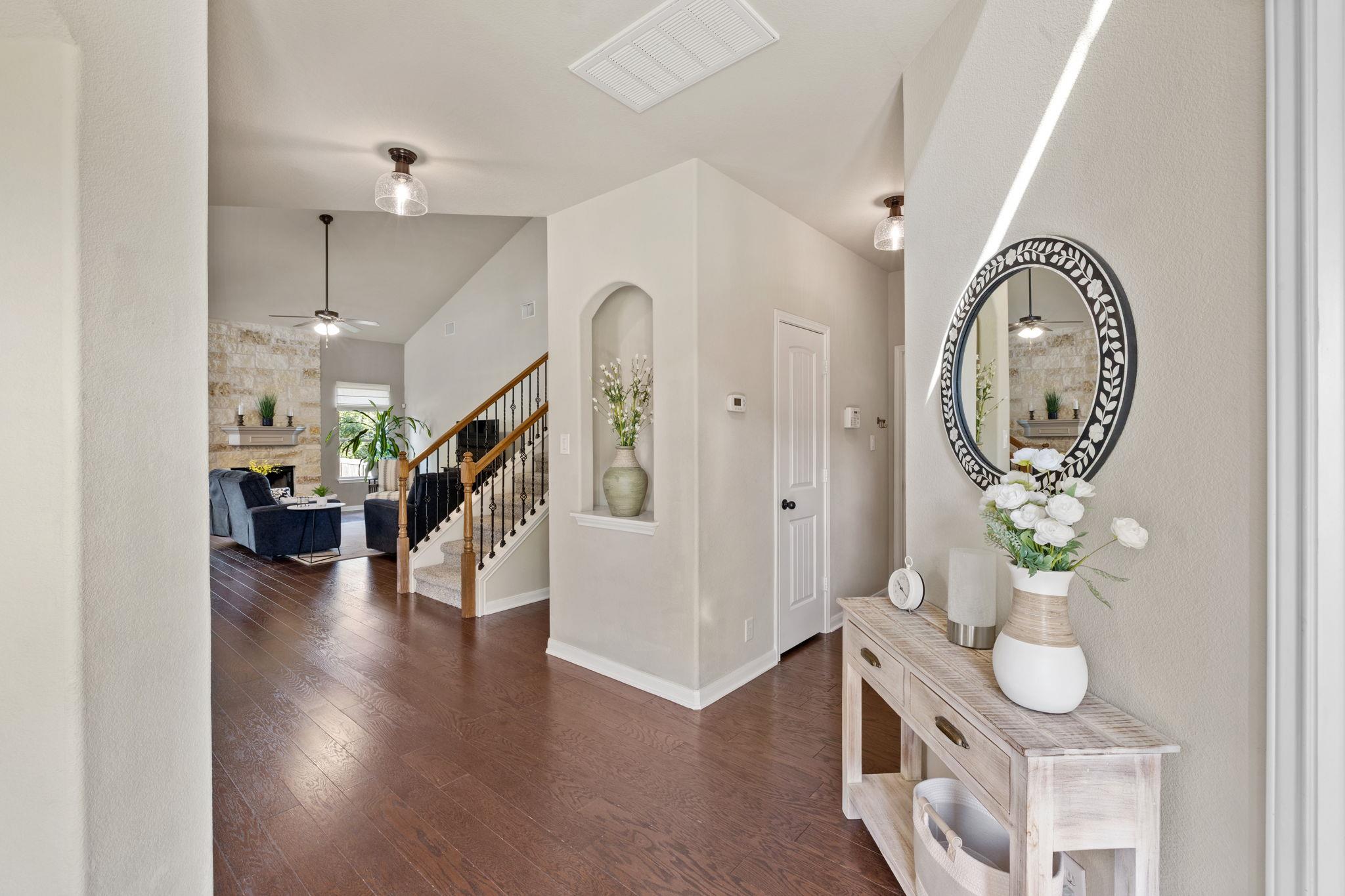 18003 Linkhill Dr, Dripping Springs, TX 78620