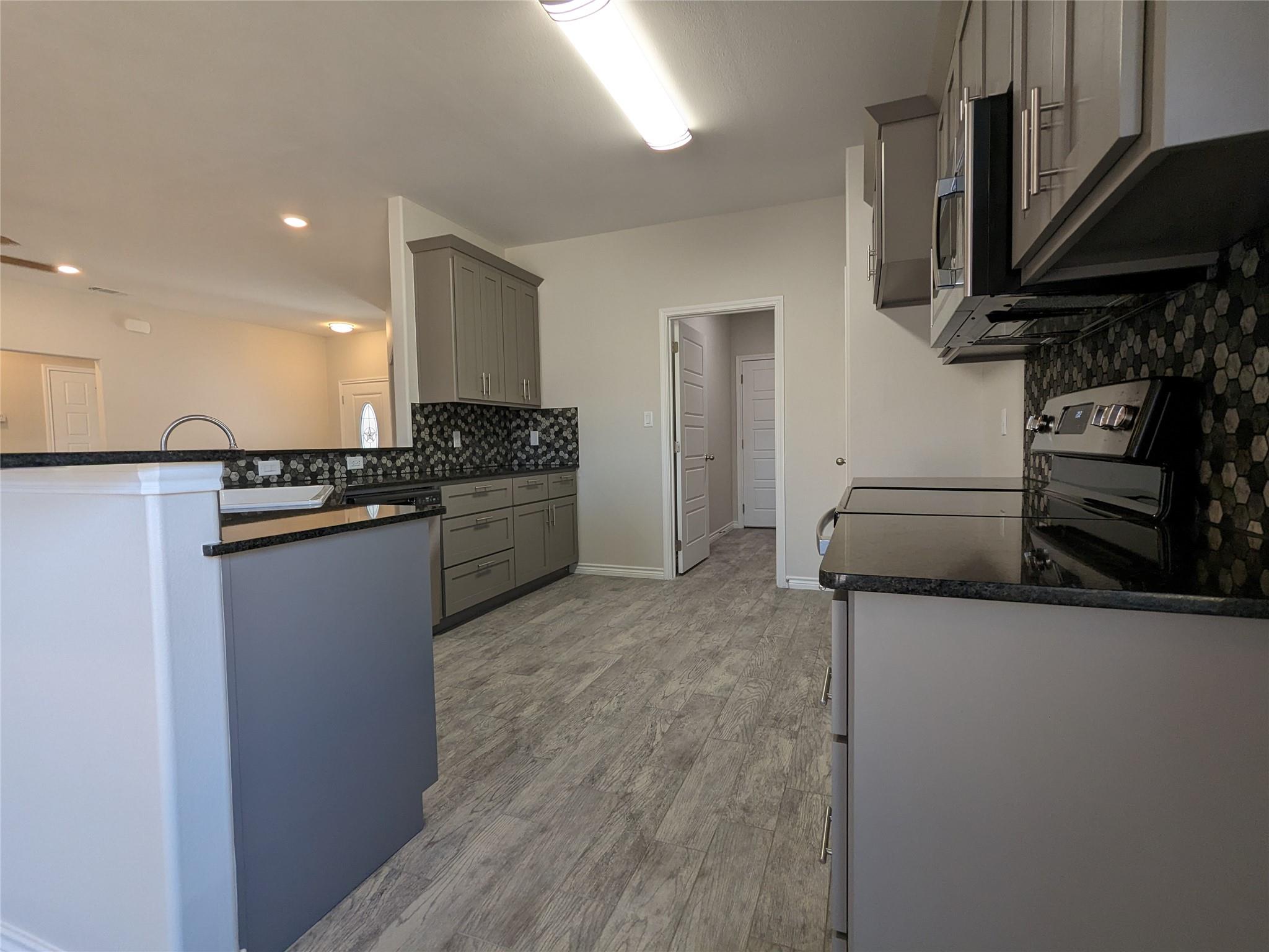 407 Gamel St, Lampasas, TX 76550