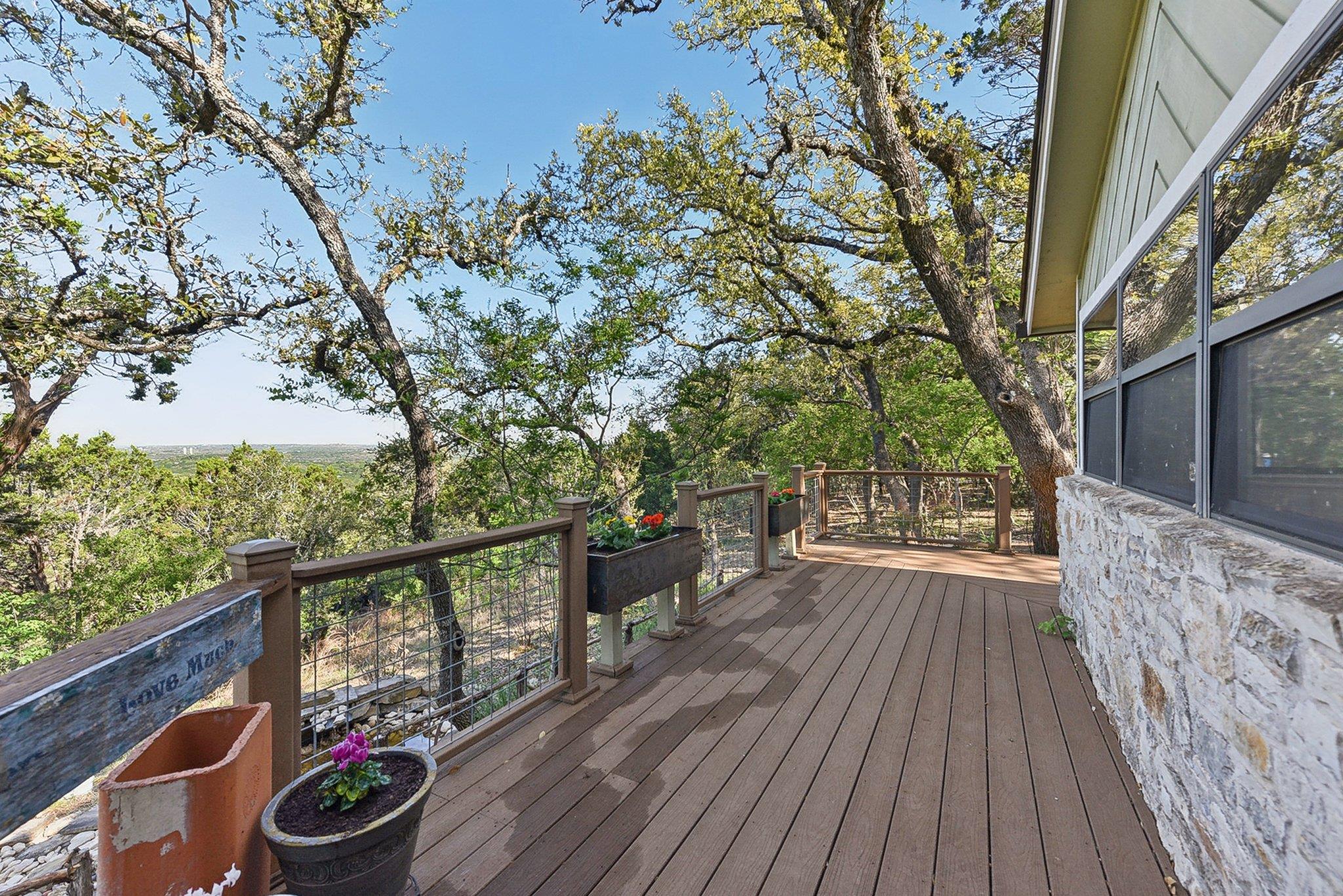 101 Mesa Dr, Wimberley, TX 78676