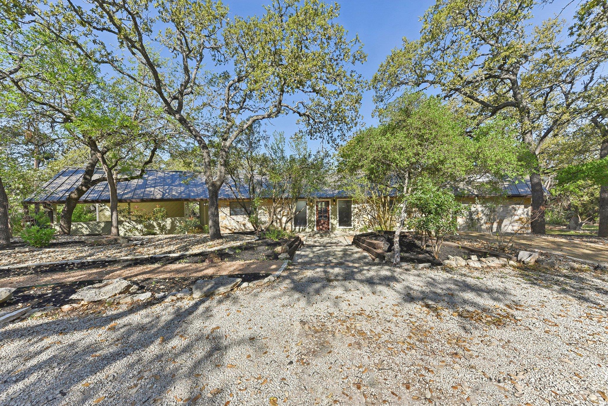 101 Mesa Dr, Wimberley, TX 78676