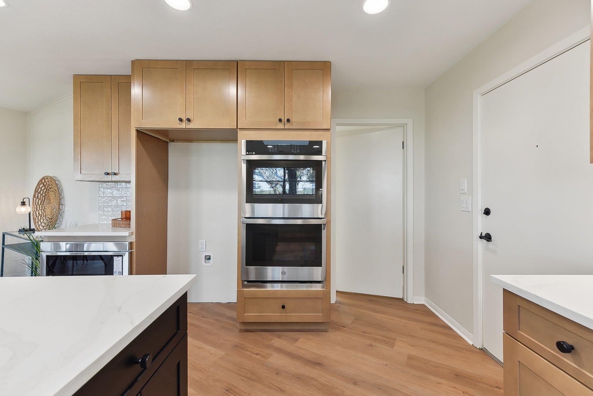 101 Mesa Dr, Wimberley, TX 78676