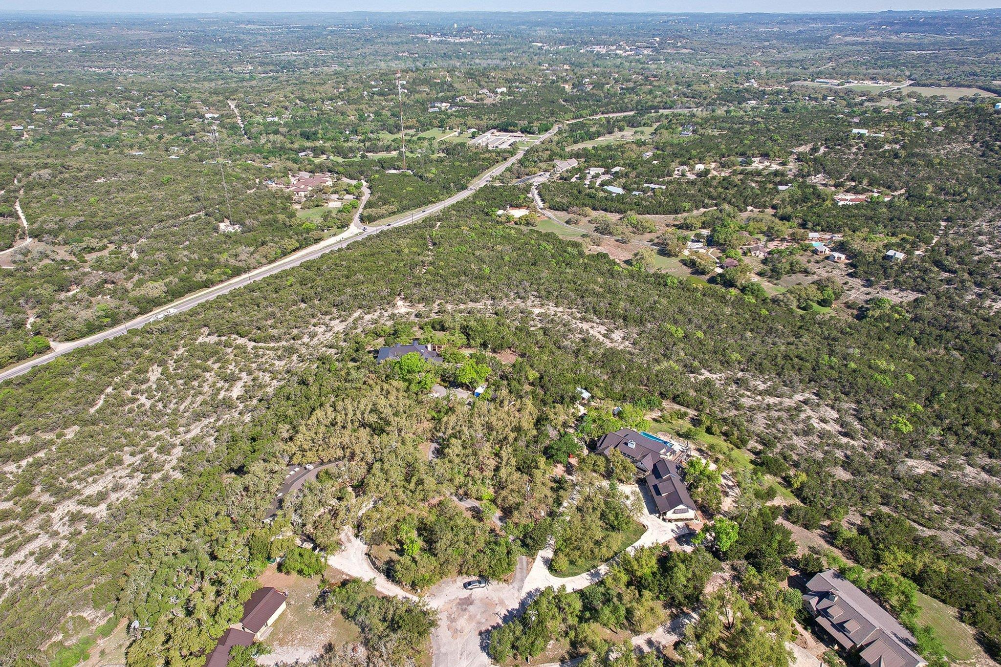 101 Mesa Dr, Wimberley, TX 78676