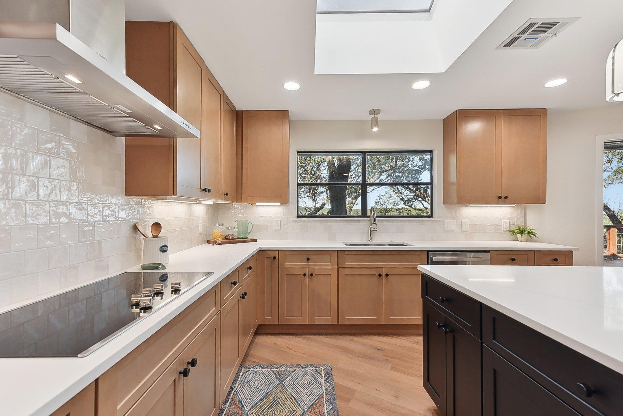 101 Mesa Dr, Wimberley, TX 78676