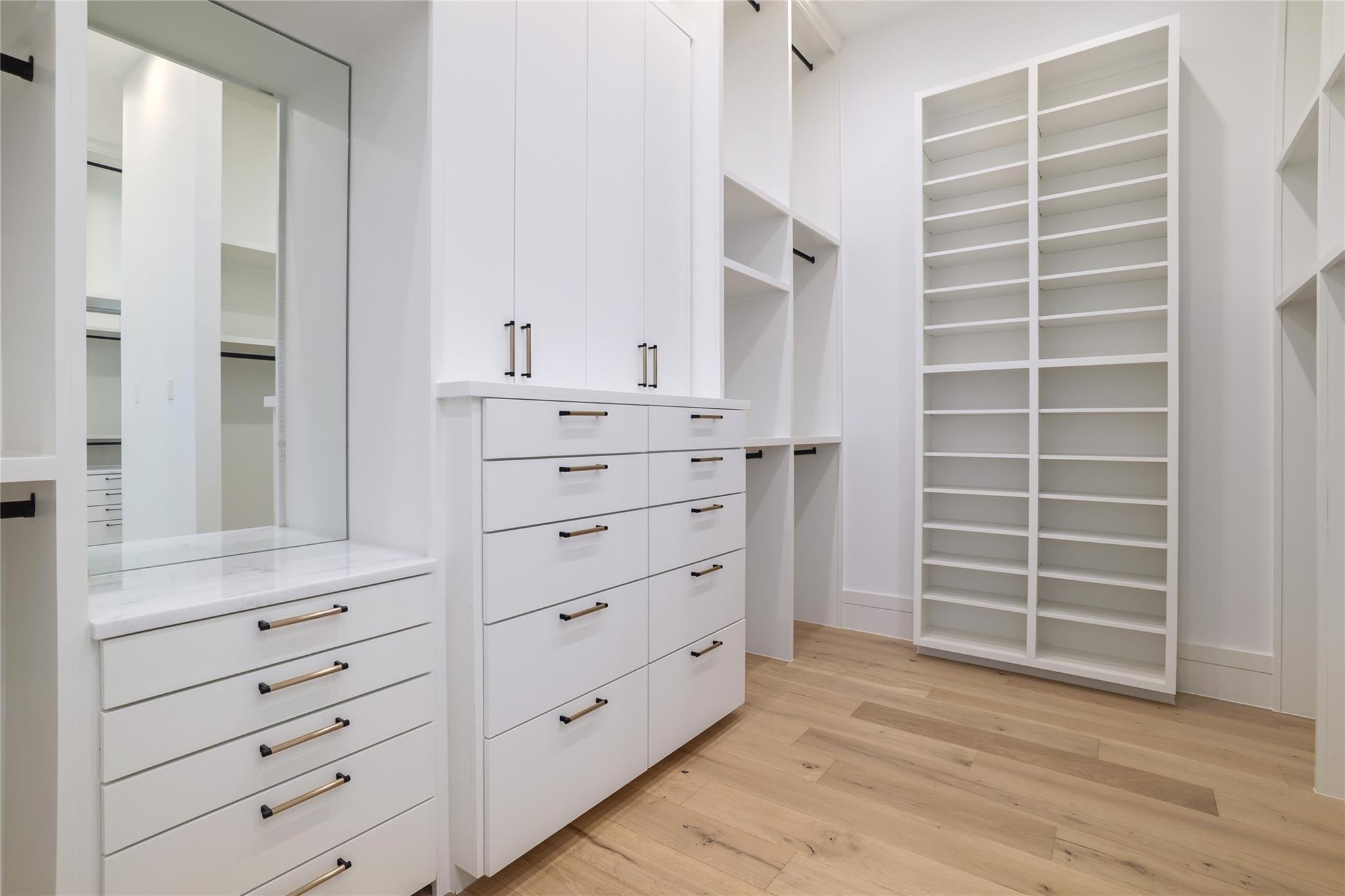 2701 Toro Canyon Rd # B, Austin, TX 78746