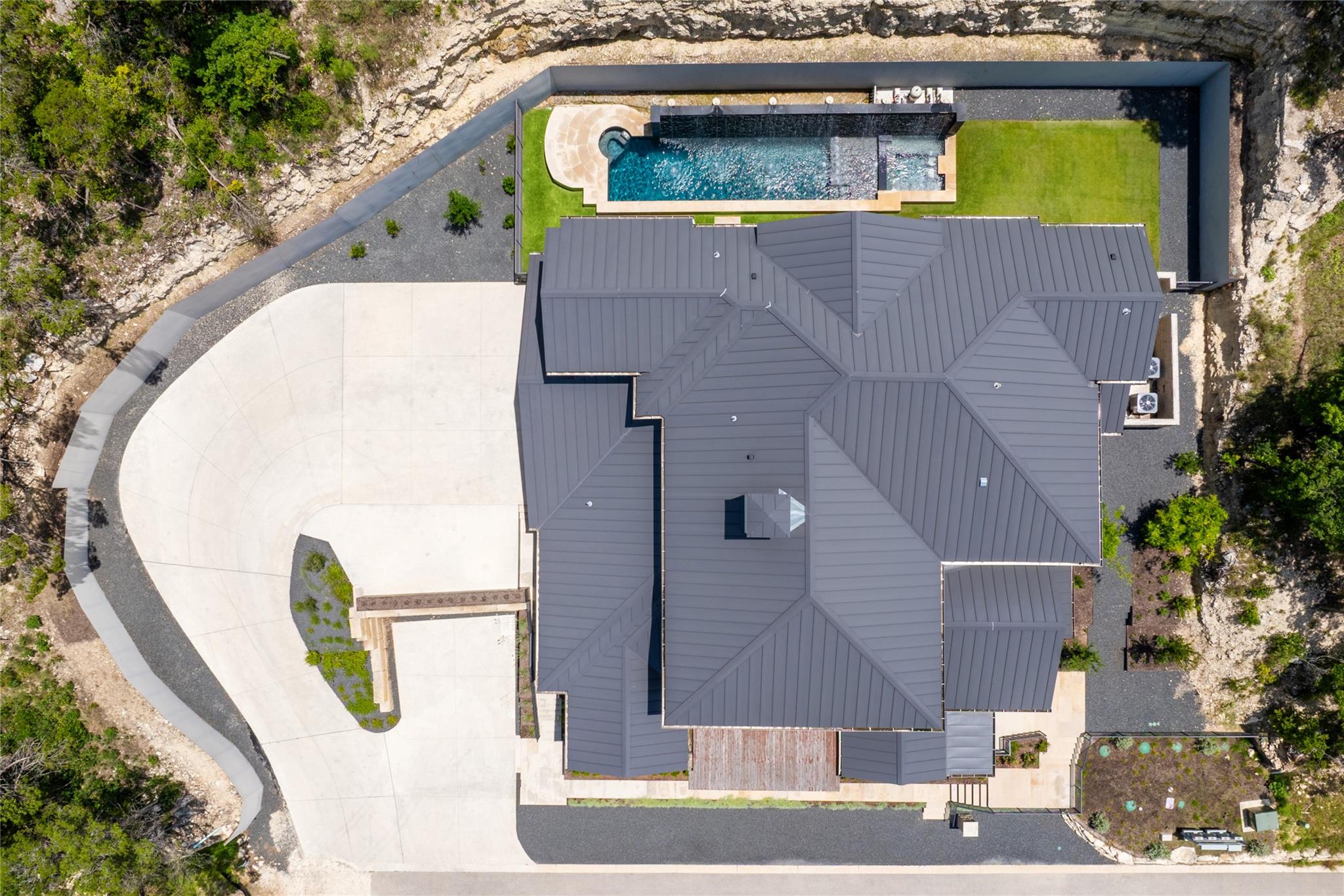 2701 Toro Canyon Rd # B, Austin, TX 78746