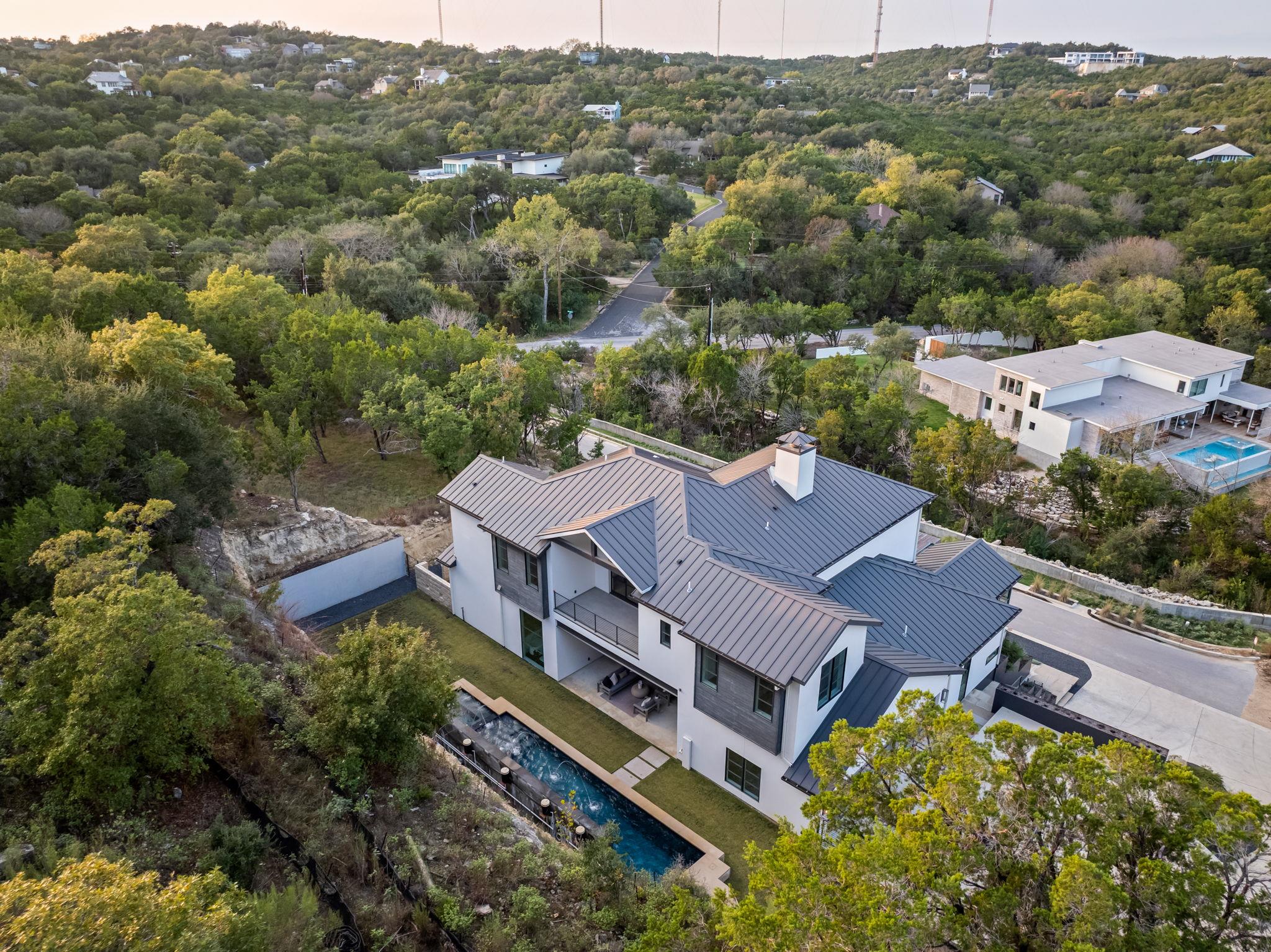 2701 Toro Canyon Rd # B, Austin, TX 78746