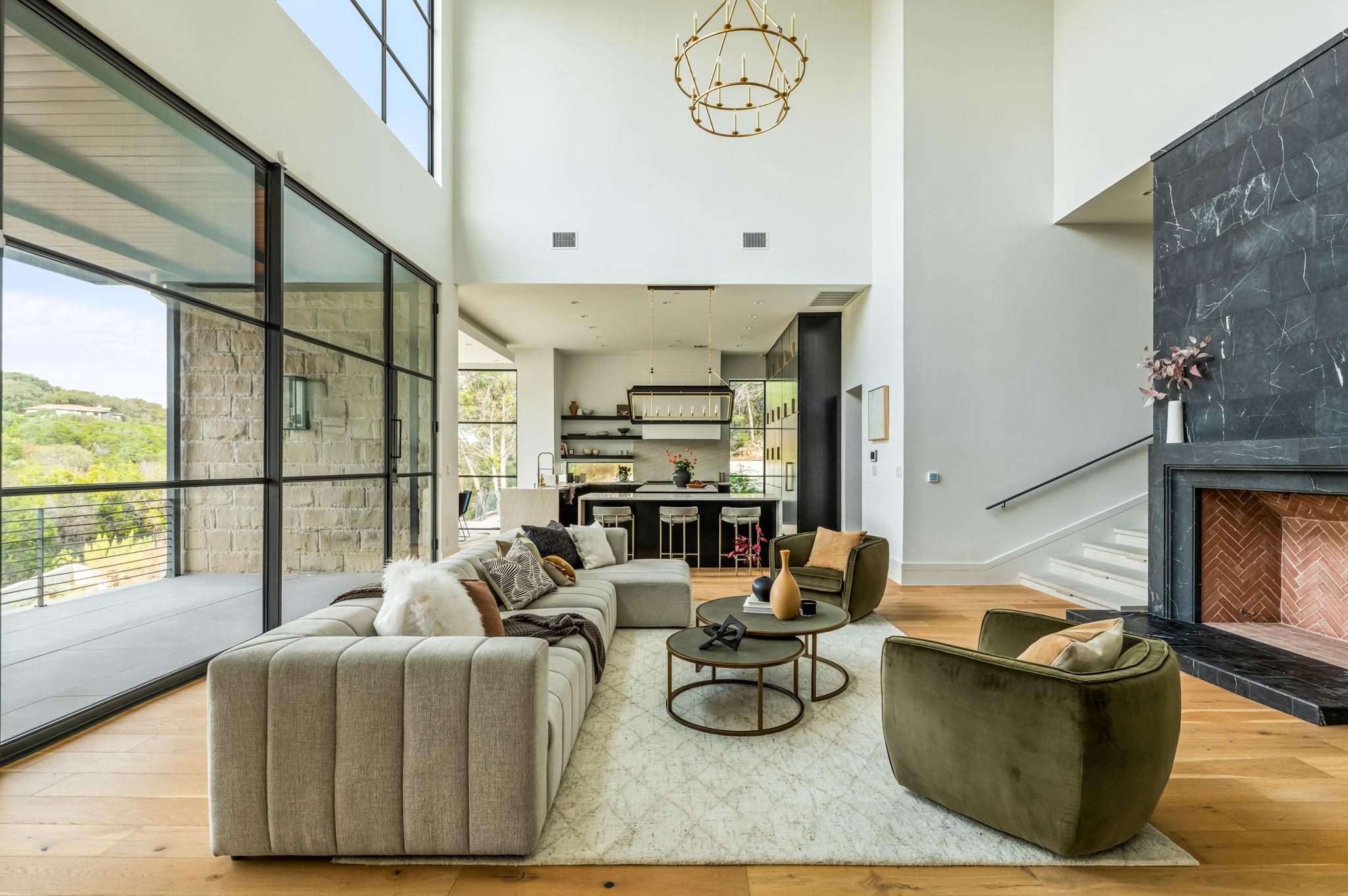 2701 Toro Canyon Rd # B, Austin, TX 78746