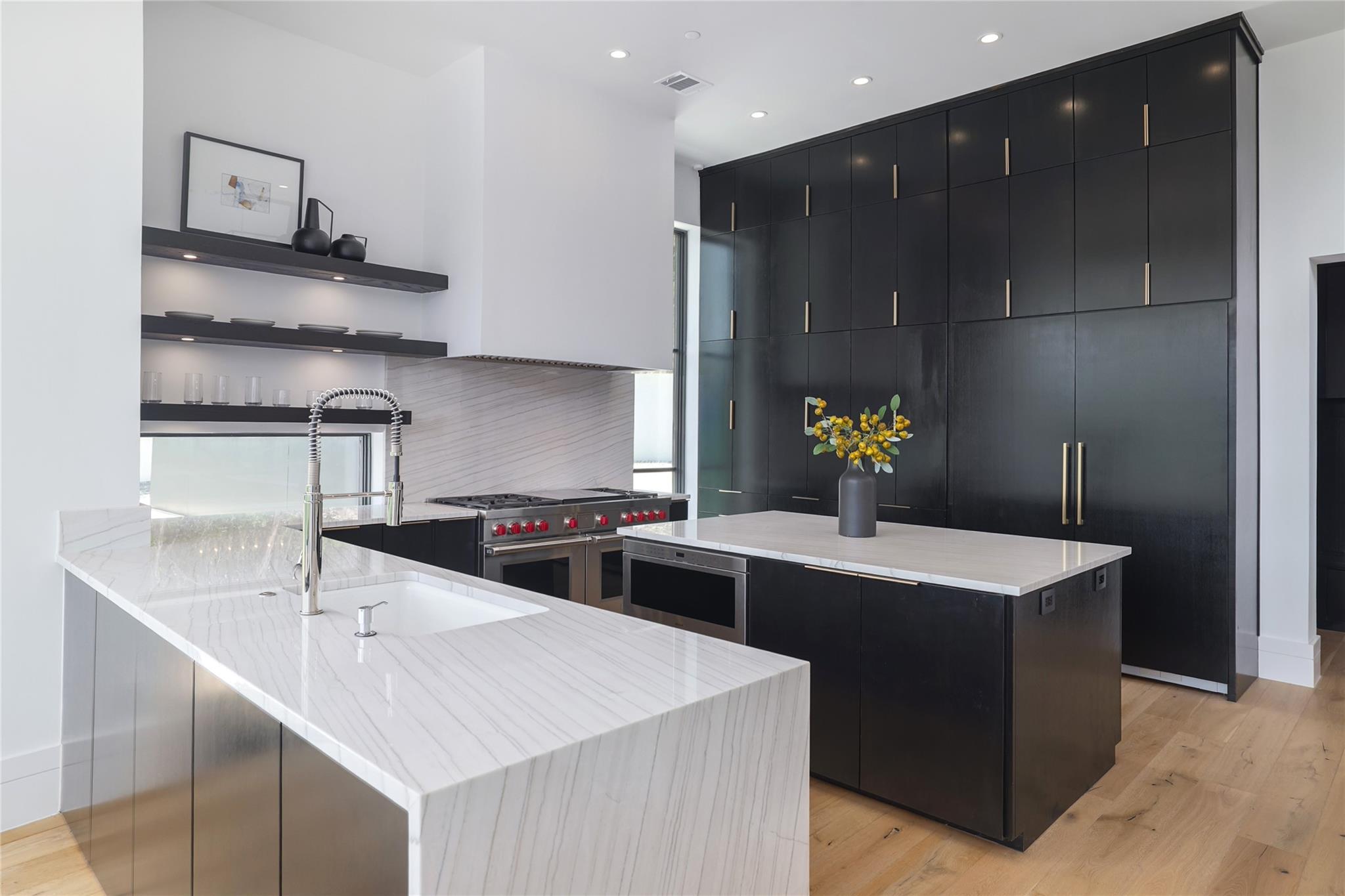 2701 Toro Canyon Rd # B, Austin, TX 78746