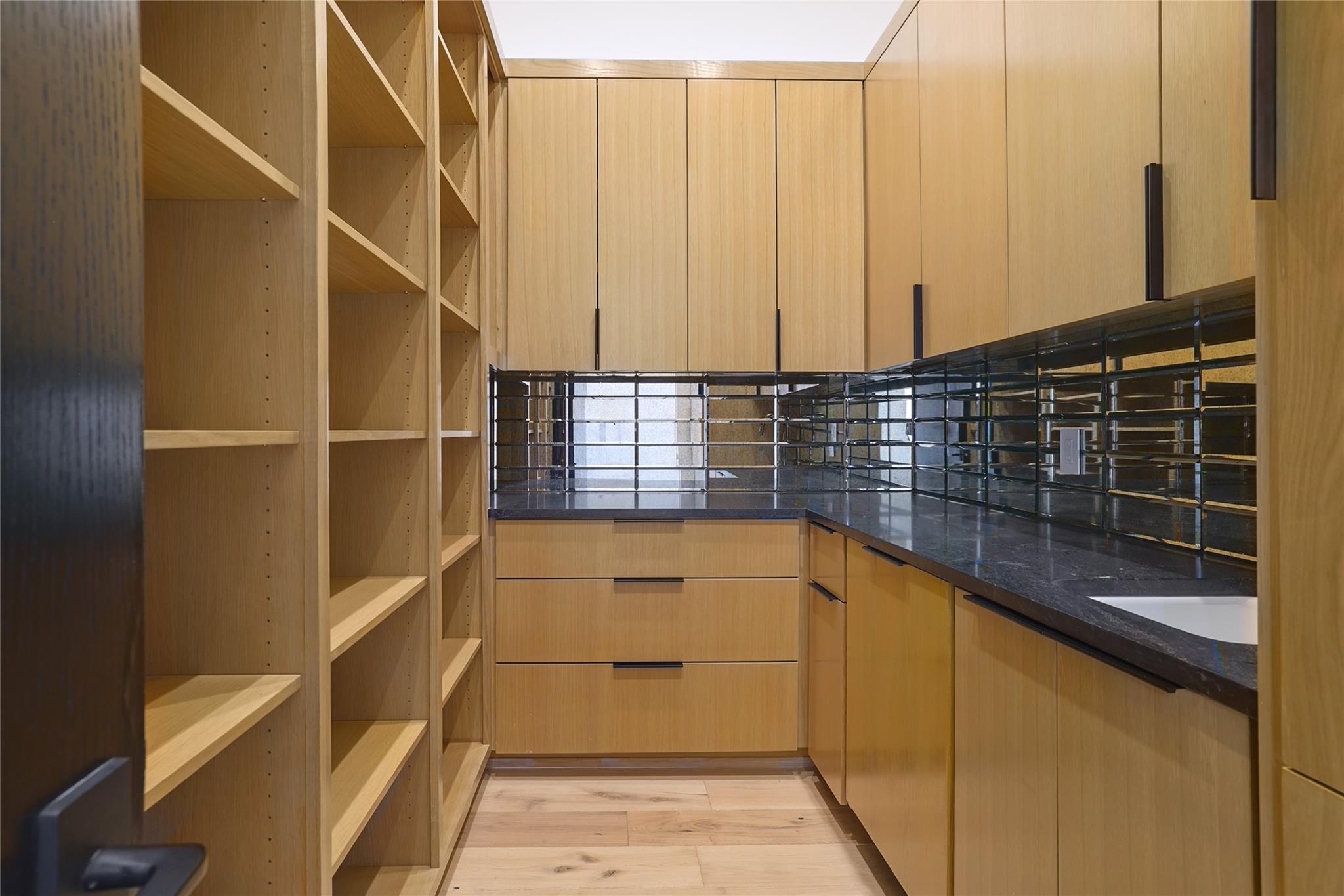 2701 Toro Canyon Rd # B, Austin, TX 78746