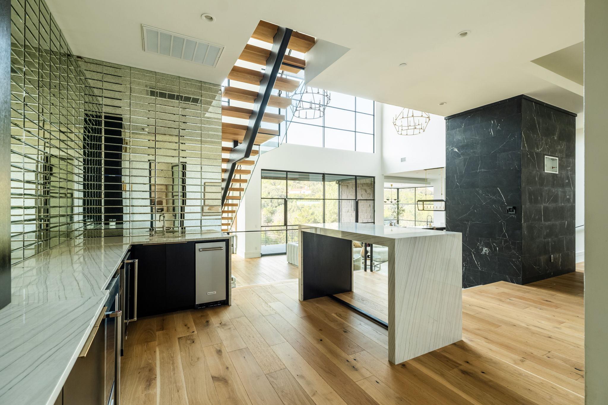 2701 Toro Canyon Rd # B, Austin, TX 78746