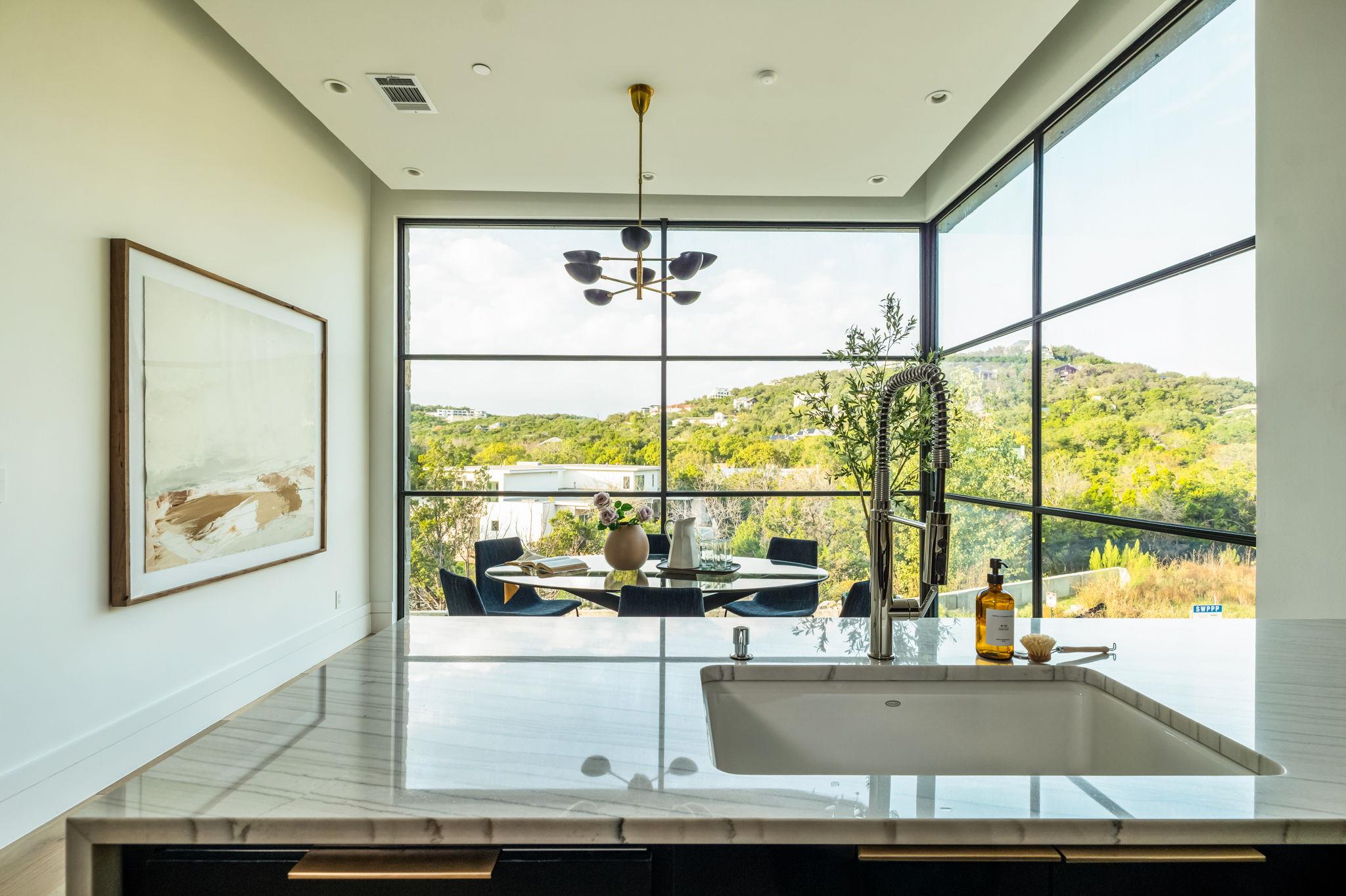 2701 Toro Canyon Rd # B, Austin, TX 78746