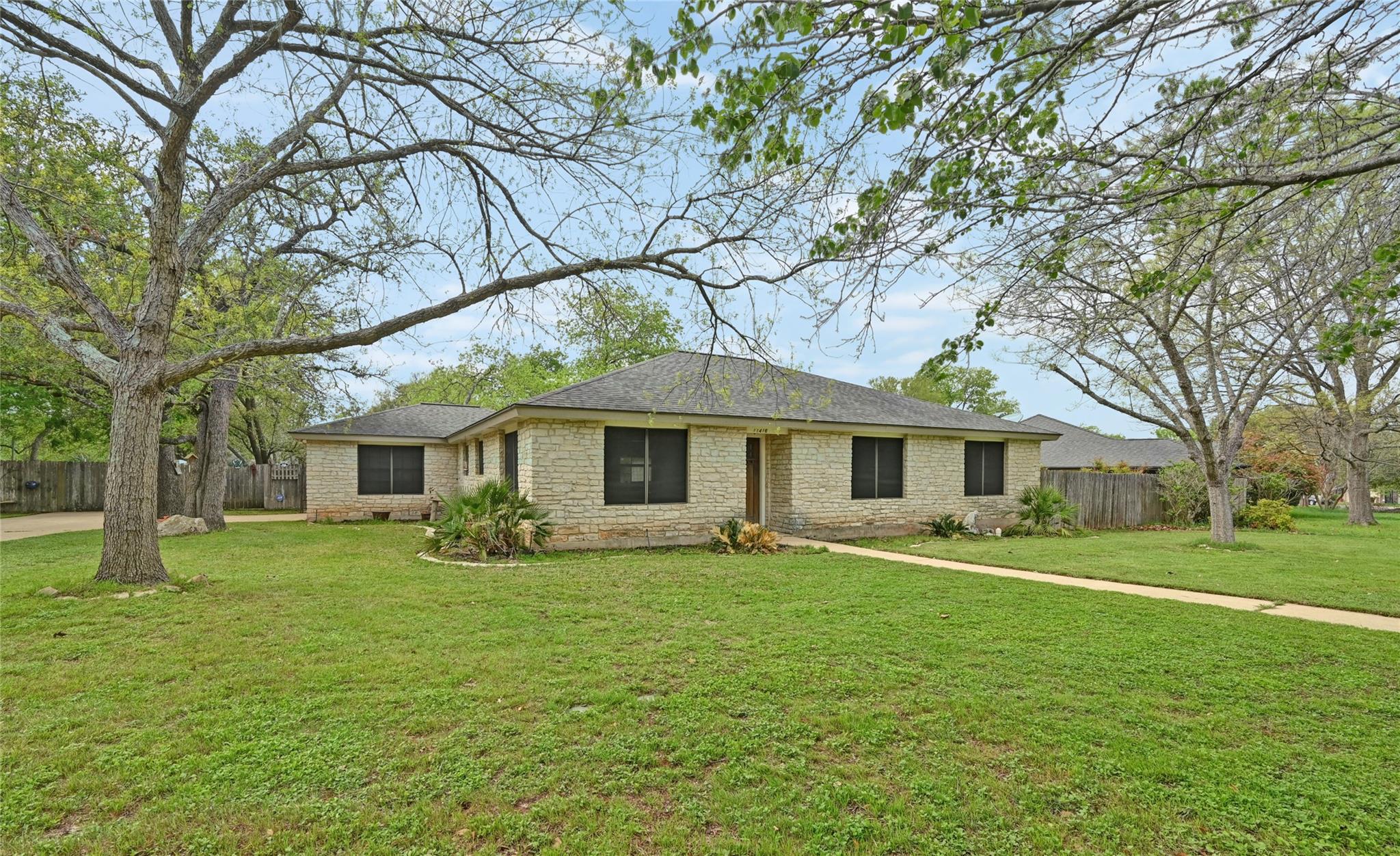 11416 Sundown Trl, Austin, TX 78739