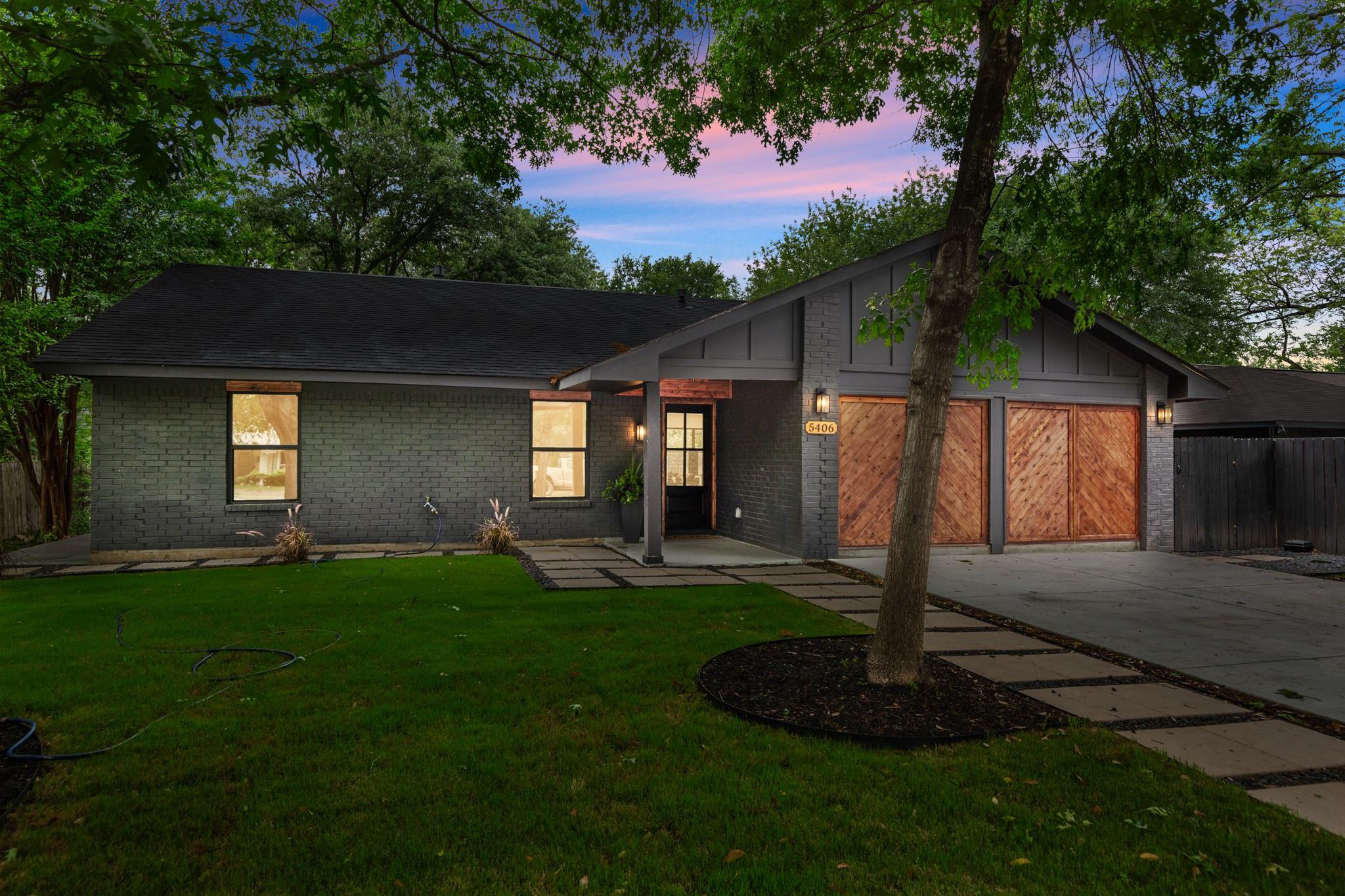 5406 Emerald Forest Dr, Austin, TX 78745