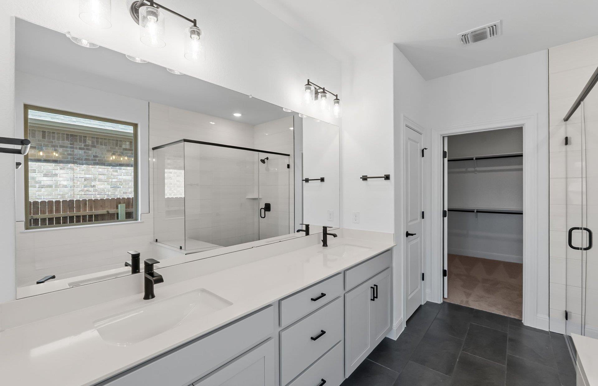 213 Bristlecone Bnd, Liberty Hill, TX 78642