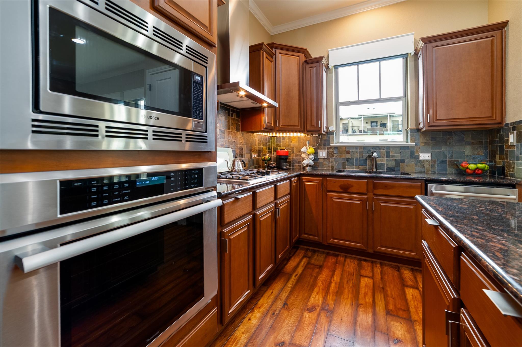 1028 Highknoll Ln, Georgetown, TX 78628
