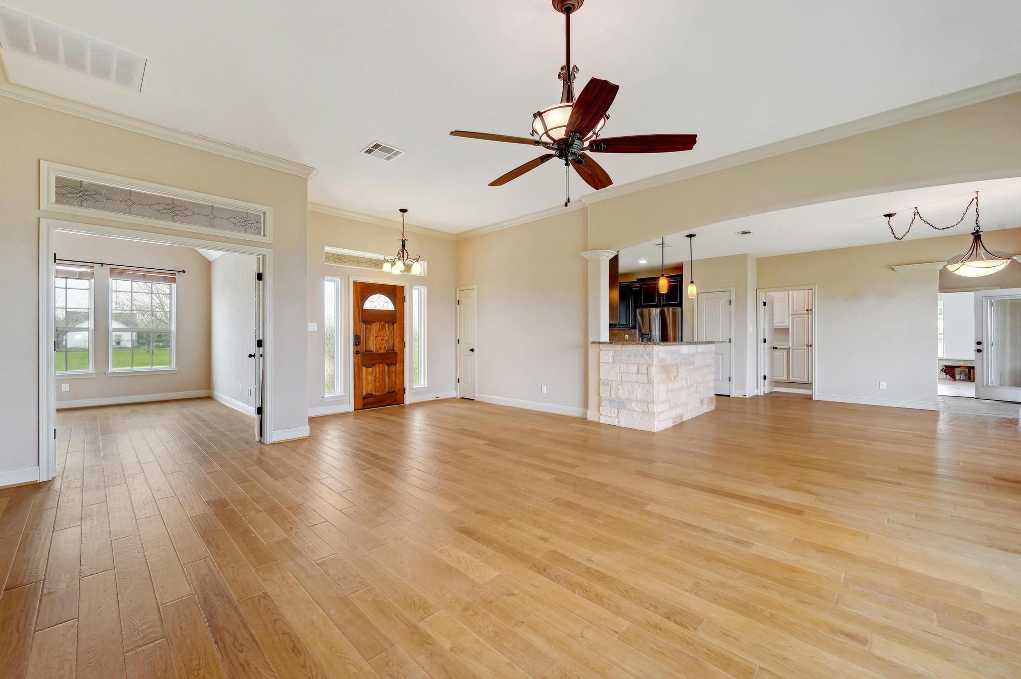 100 Prim Rose, Blanco, TX 78606