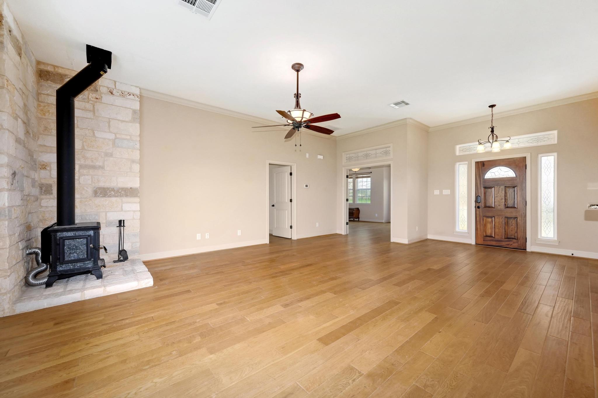 100 Prim Rose, Blanco, TX 78606