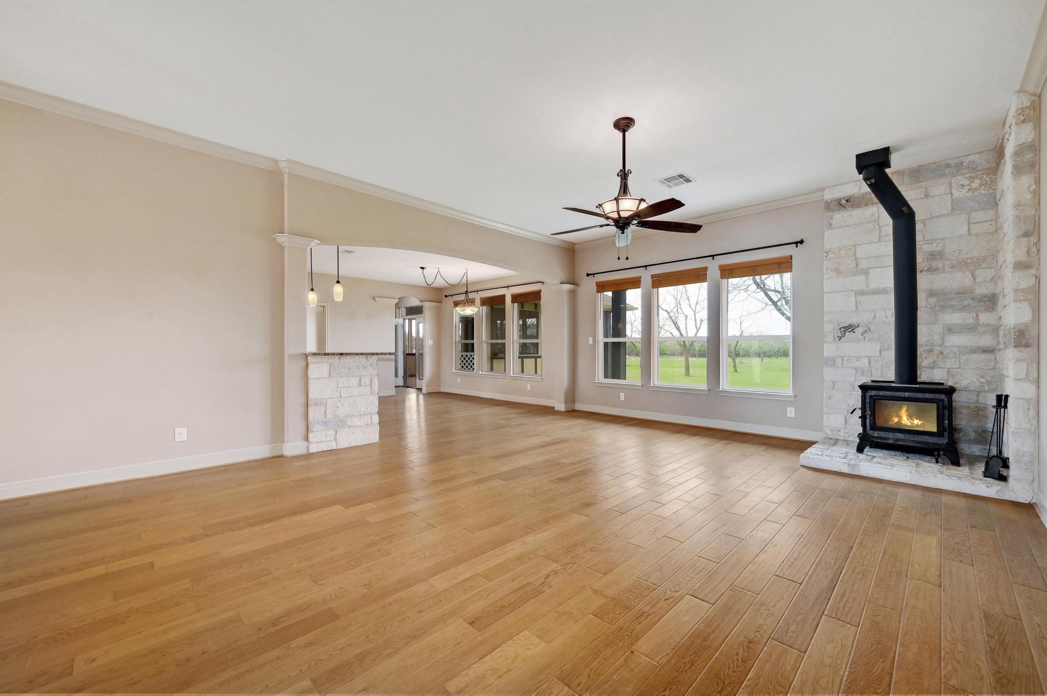 100 Prim Rose, Blanco, TX 78606