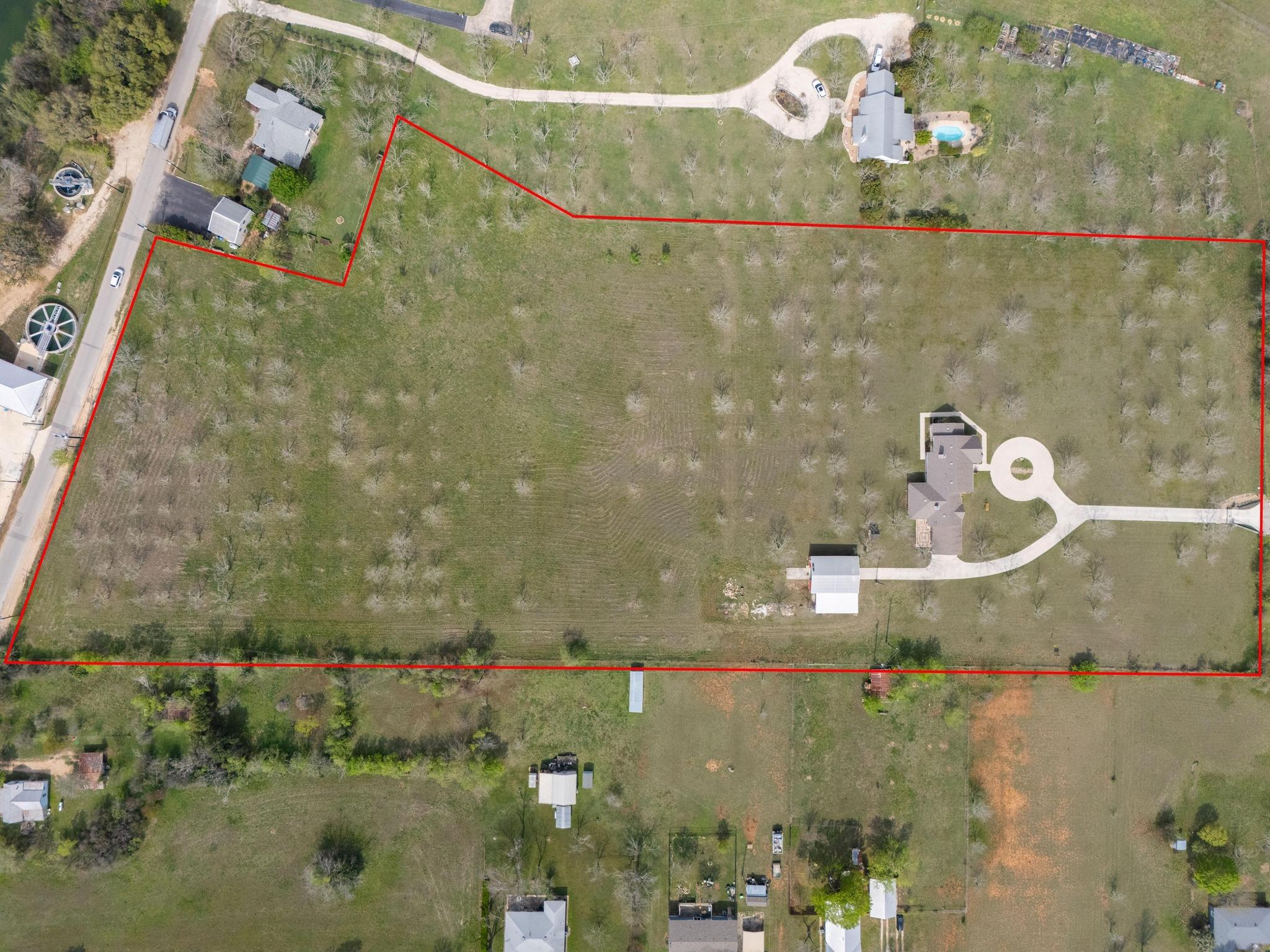 100 Prim Rose, Blanco, TX 78606