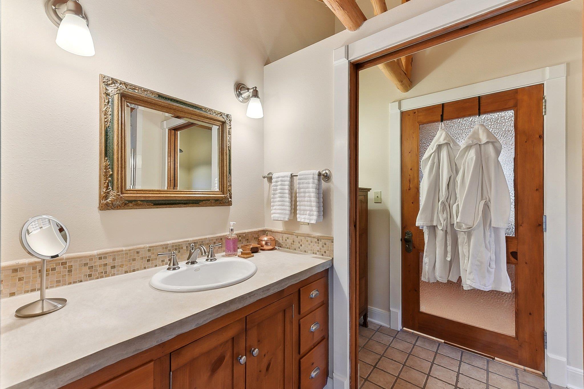 123 Tonkawa Hills Dr, Bastrop, TX 78602
