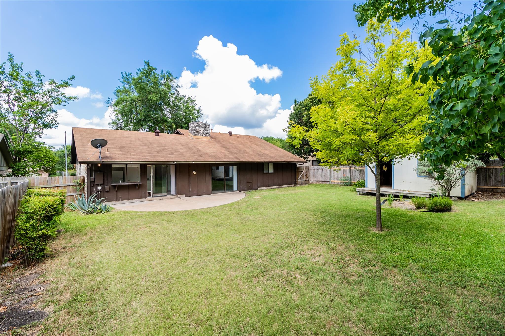 906 Red Cliff Dr, Austin, TX 78758