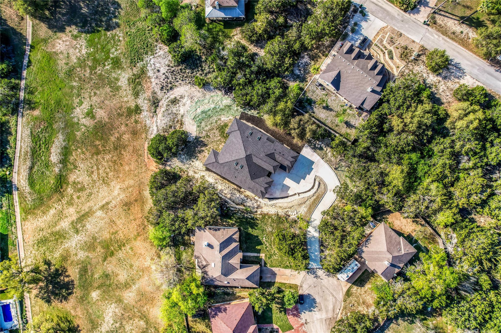 2809 Douglas Cv, Lago Vista, TX 78645