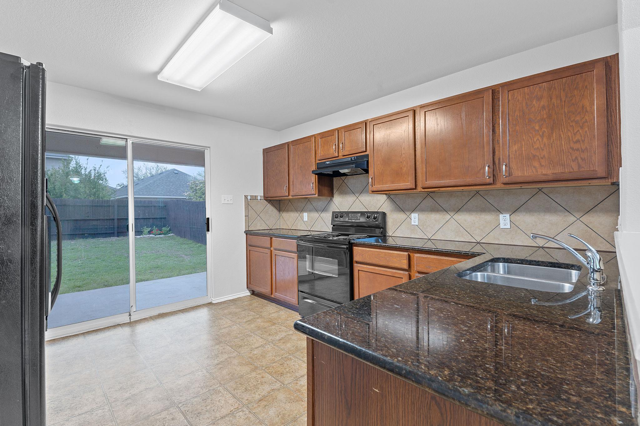 128 Karen Hill Pl, Manchaca, TX 78652