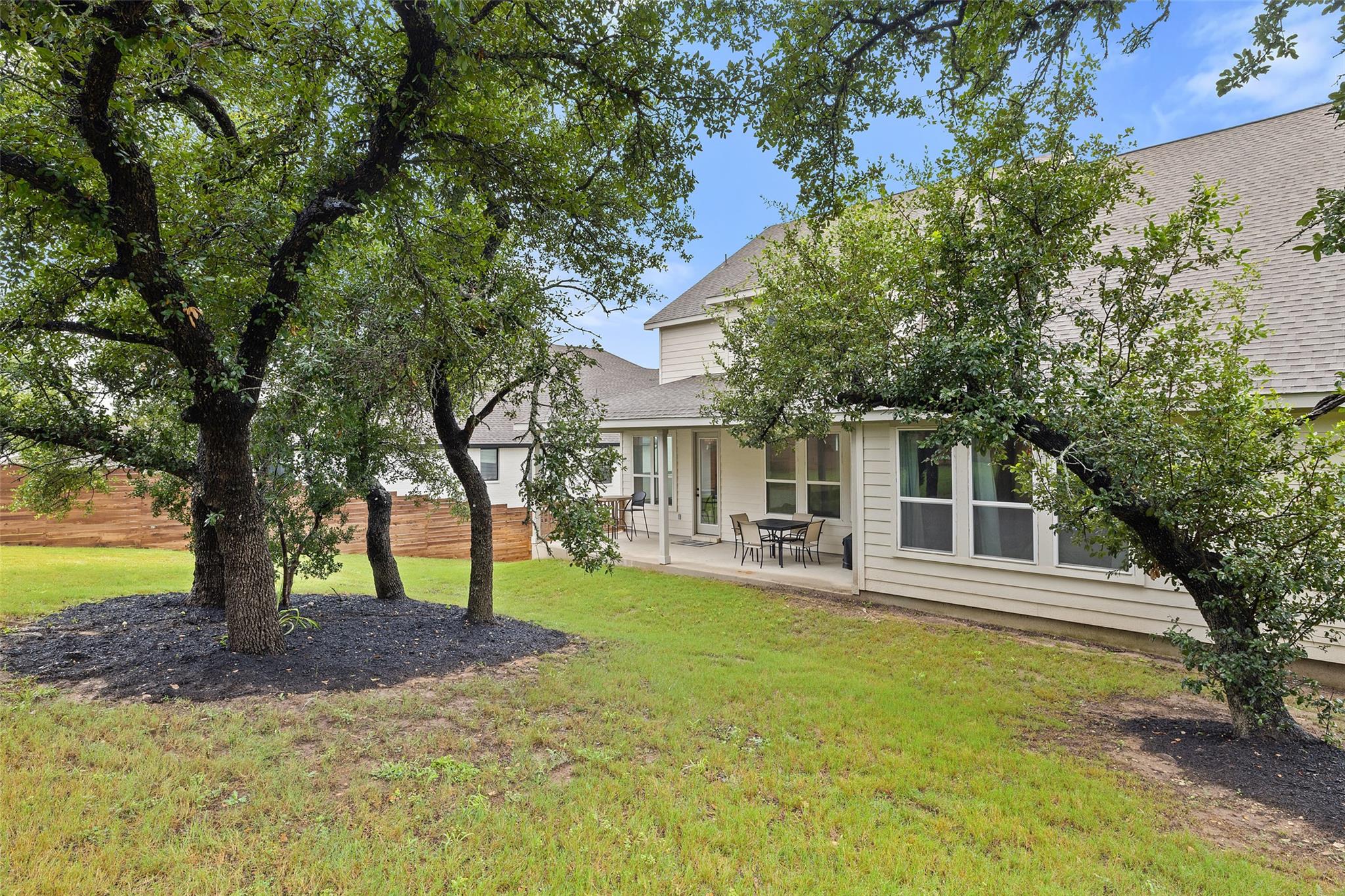 7621 Paruline Dr, Austin, TX 78738