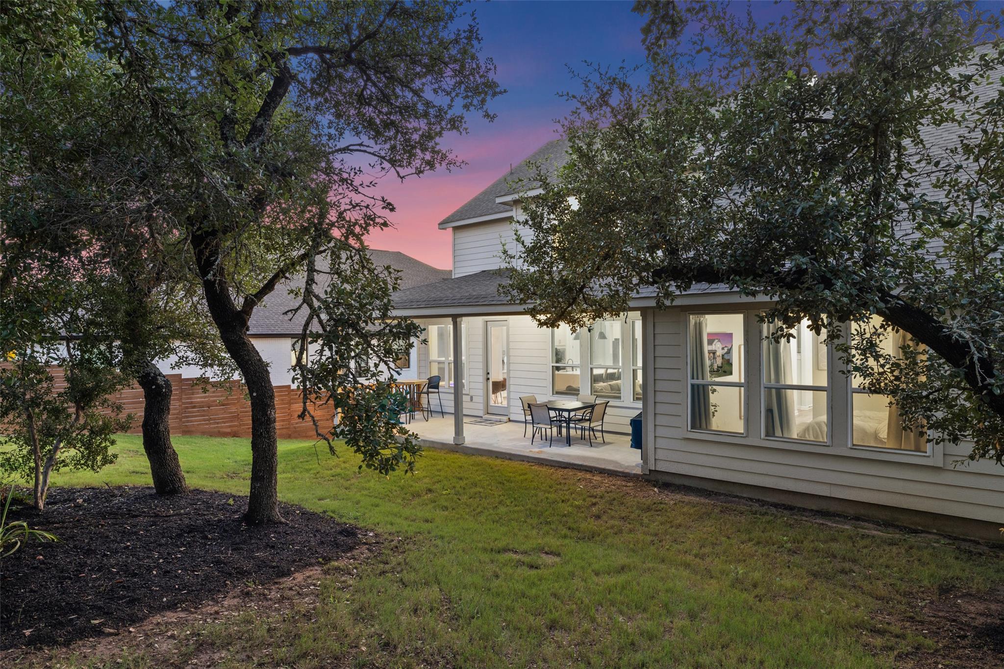 7621 Paruline Dr, Austin, TX 78738