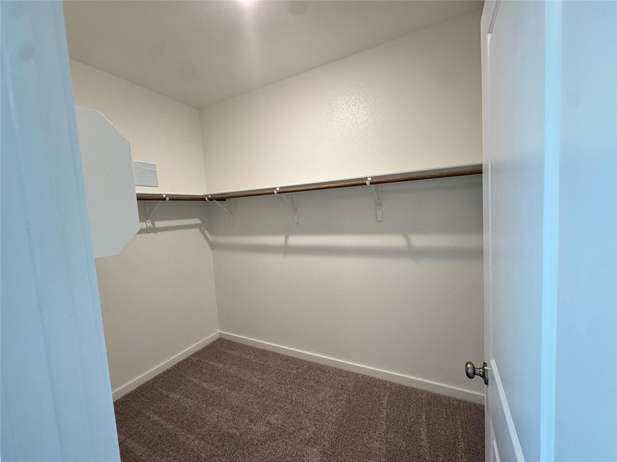 75 Hereford Loop, Hutto, TX 78634