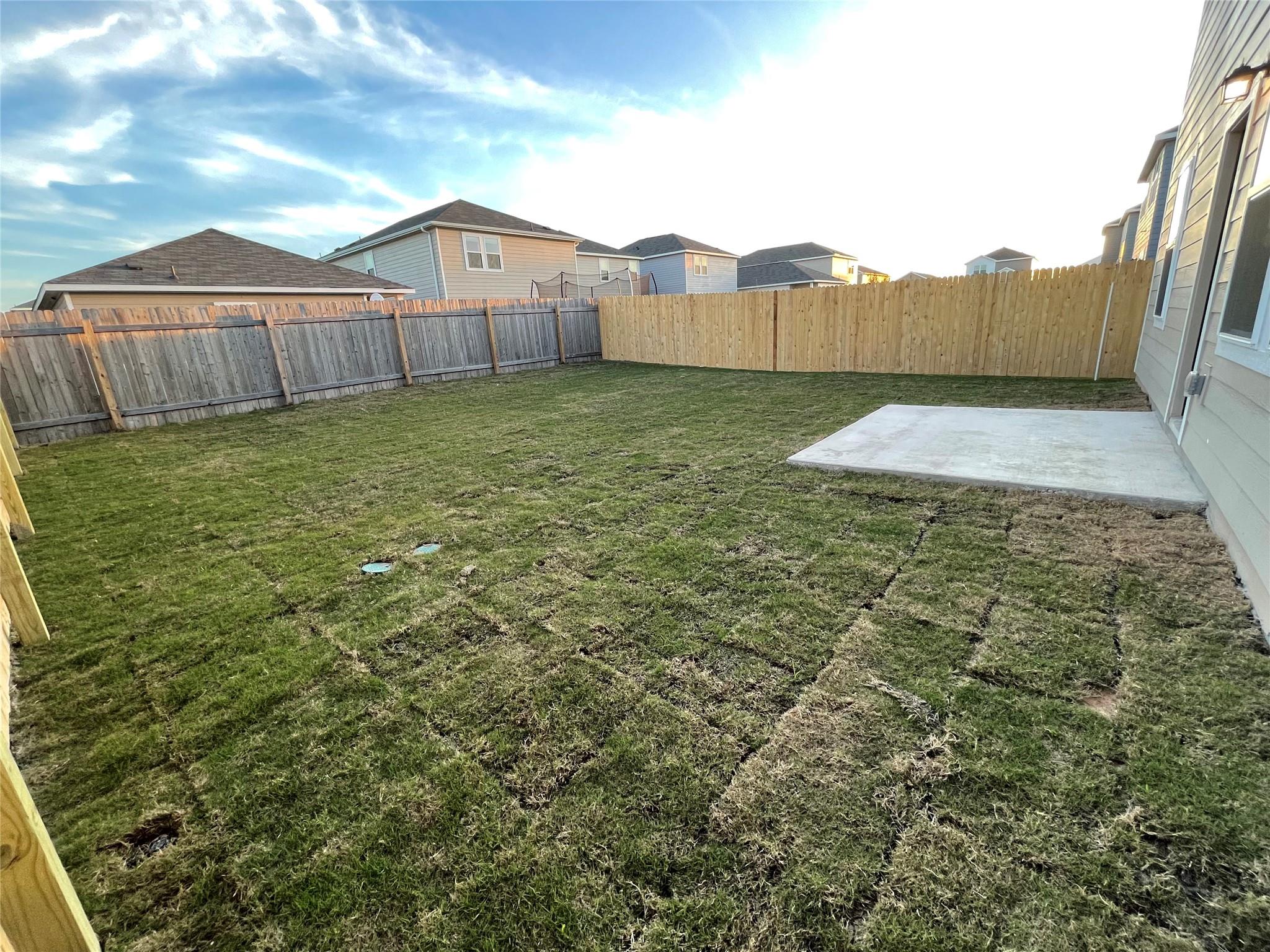 110 Bluegill Dr, Hutto, TX 78634