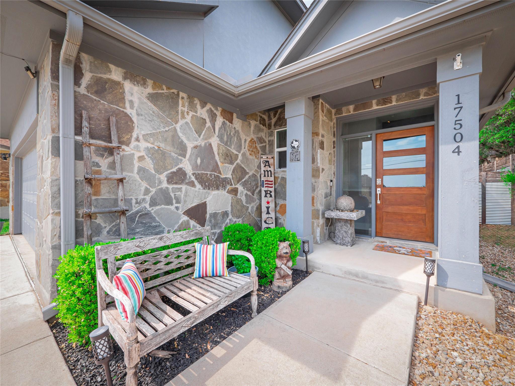 17504 Village Dr, Dripping Springs, TX 78620