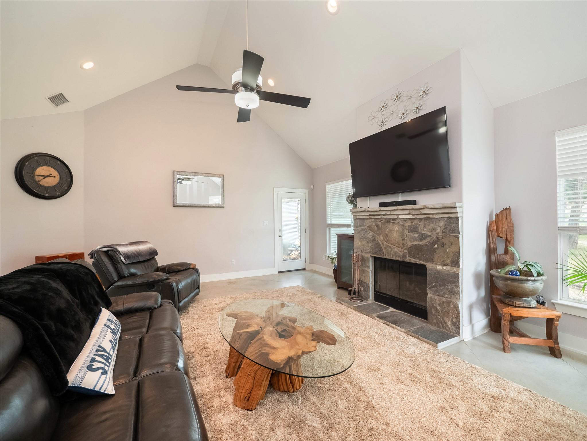 17504 Village Dr, Dripping Springs, TX 78620