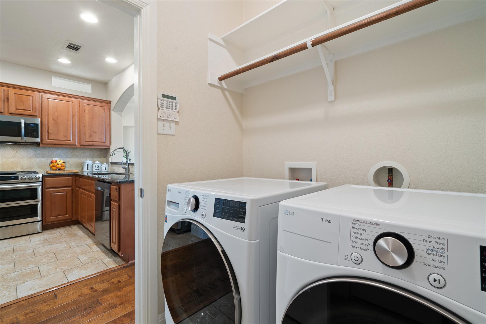 6708 Menchaca Rd # 27, Austin, TX 78745
