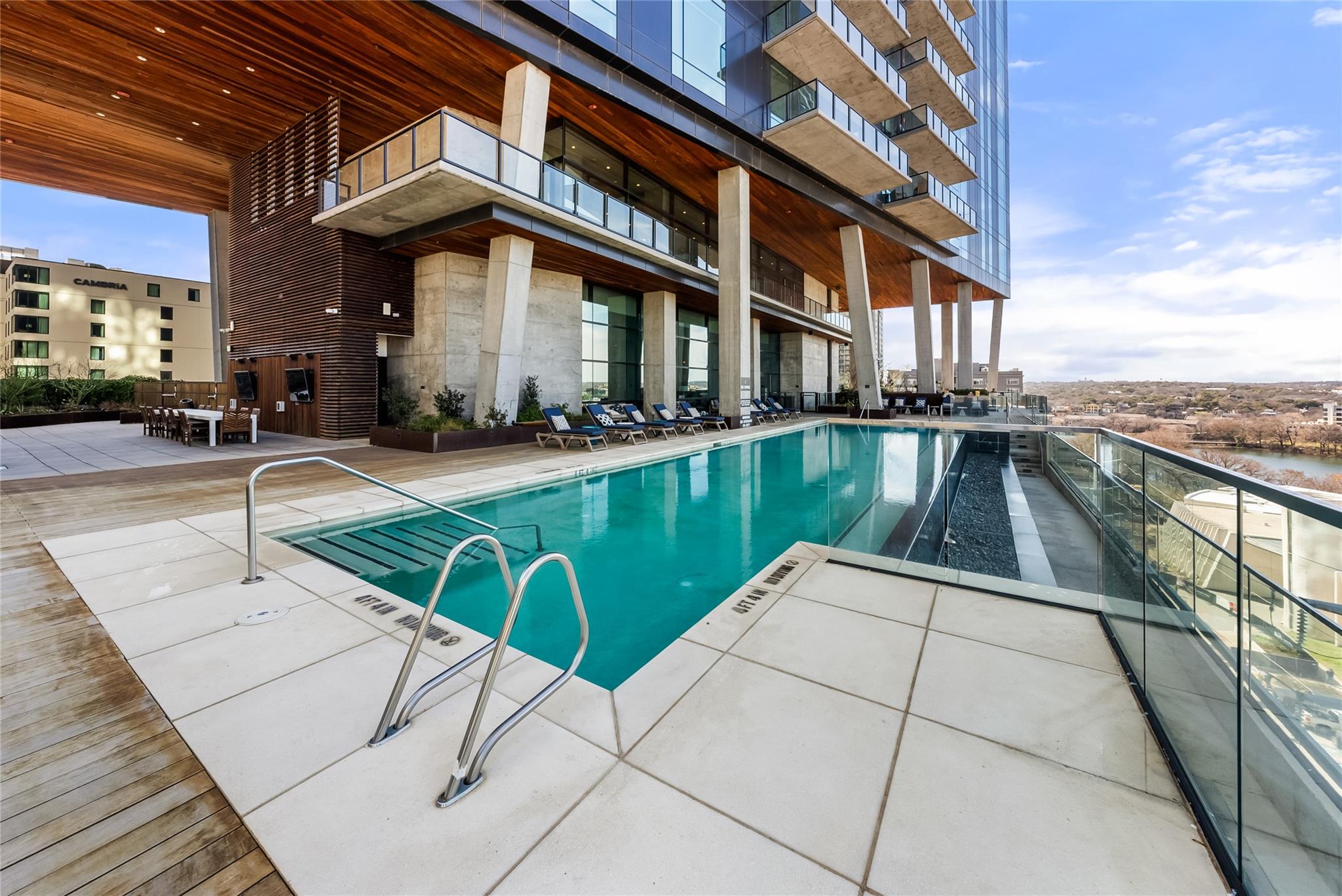 70 Rainey St # 2106, Austin, TX 78701