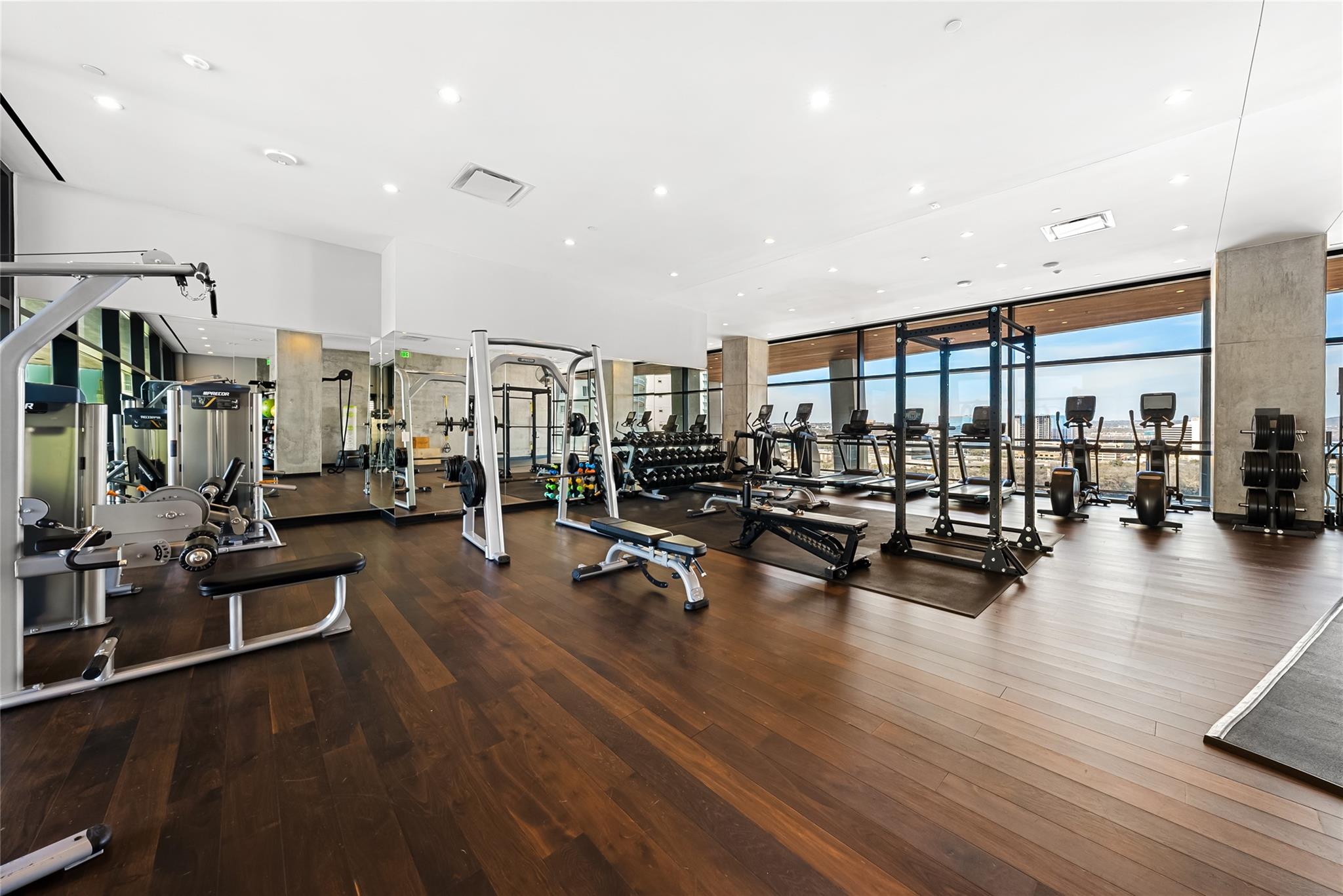 70 Rainey St # 2106, Austin, TX 78701