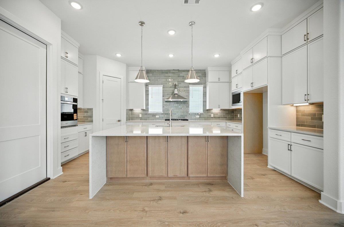 1602 Kit Cir, Austin, TX 78758