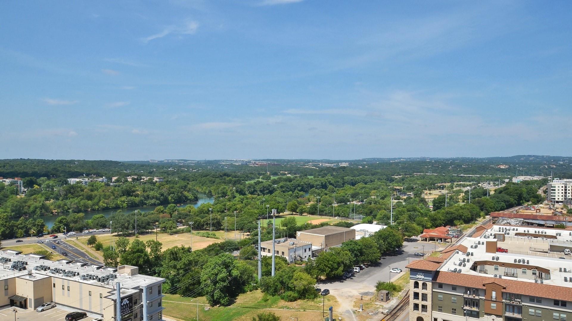 300 Bowie St # 1707, Austin, TX 78703