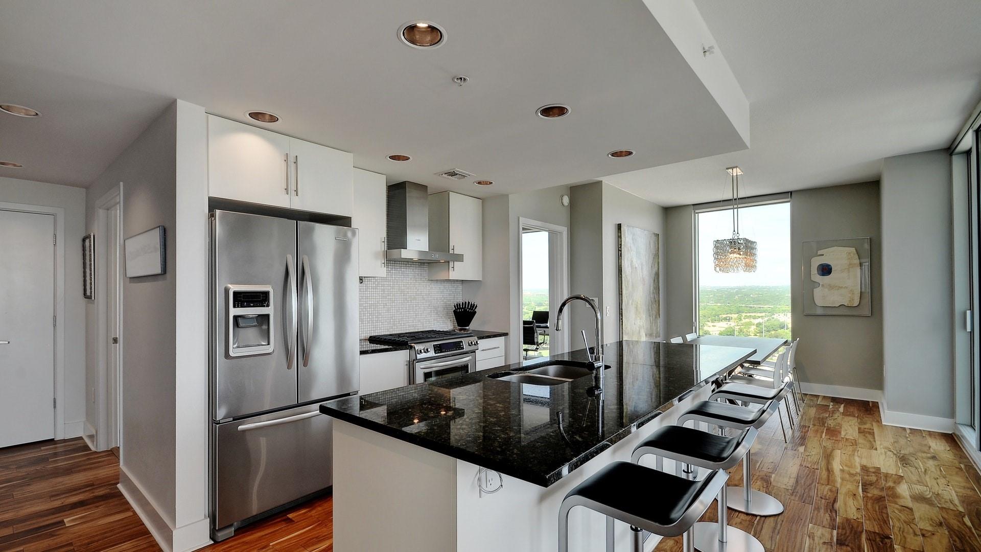 300 Bowie St # 1707, Austin, TX 78703