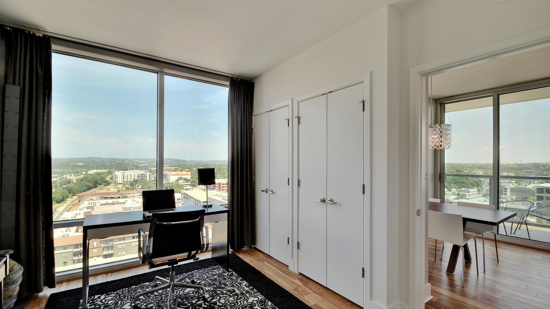 300 Bowie St # 1707, Austin, TX 78703