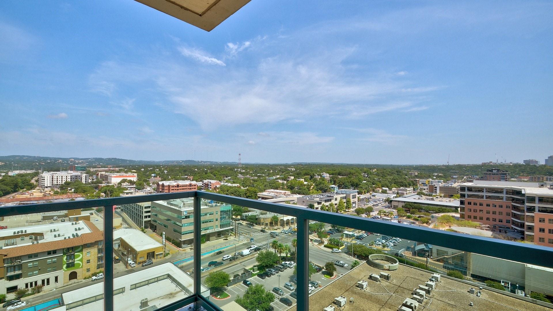 300 Bowie St # 1707, Austin, TX 78703