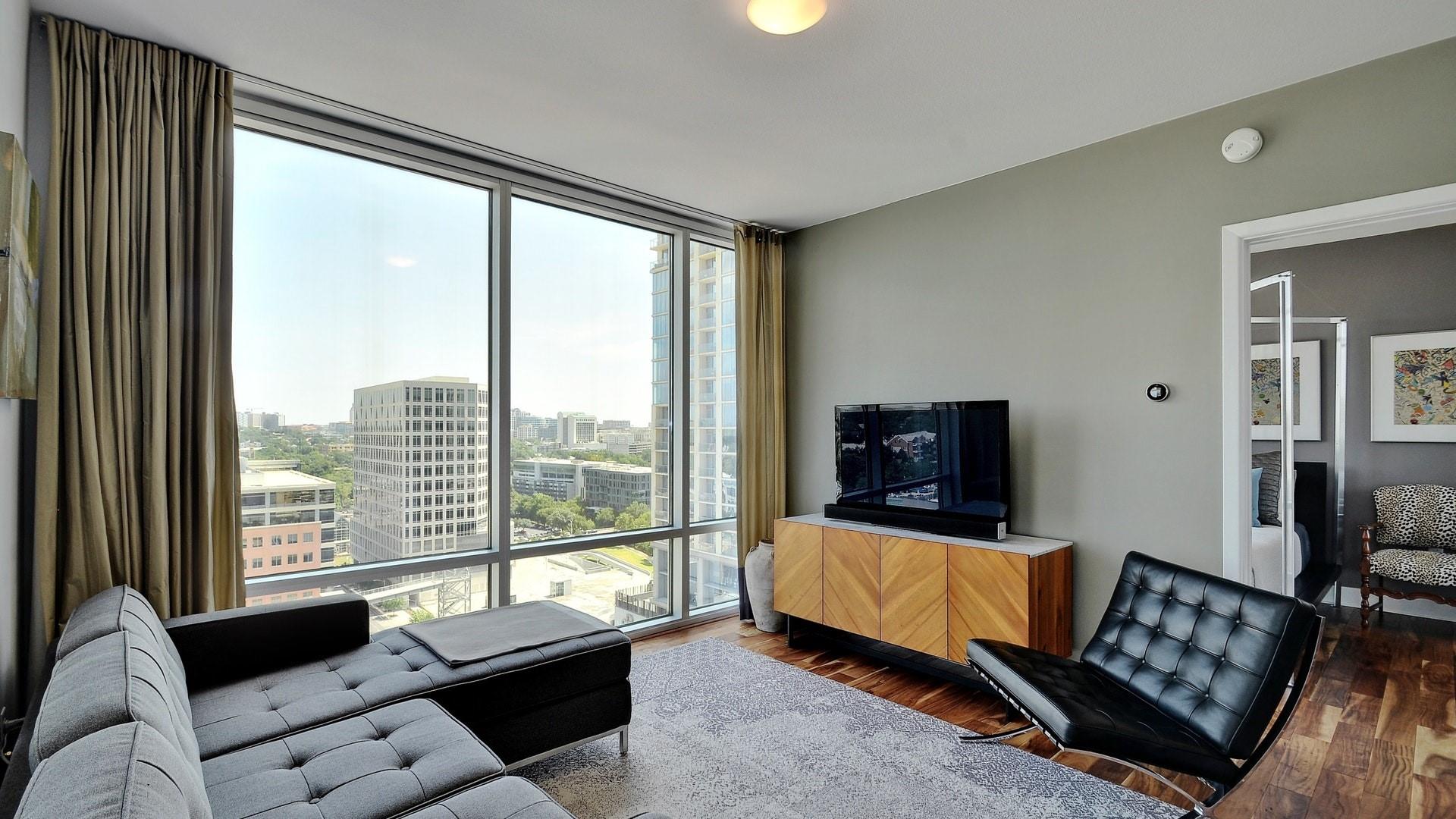 300 Bowie St # 1707, Austin, TX 78703