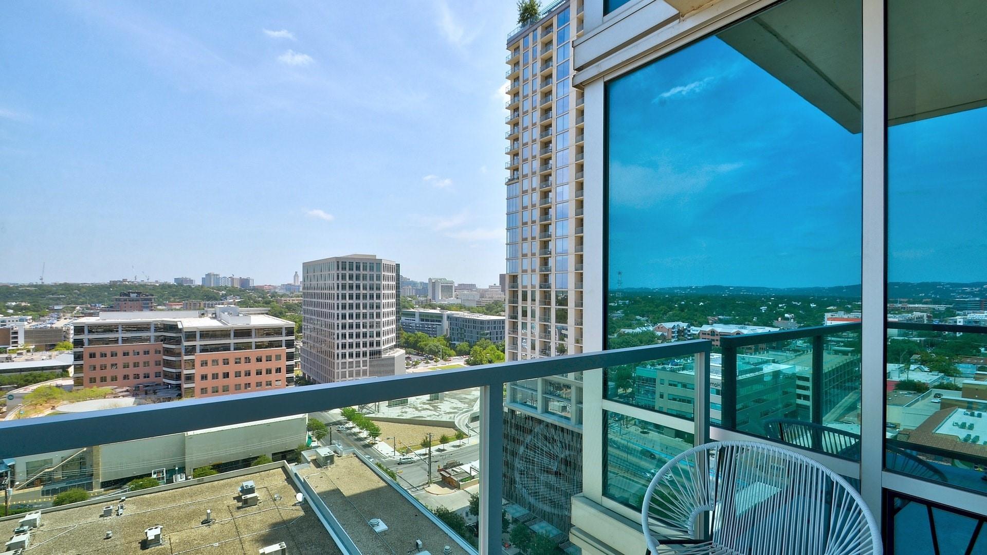 300 Bowie St # 1707, Austin, TX 78703