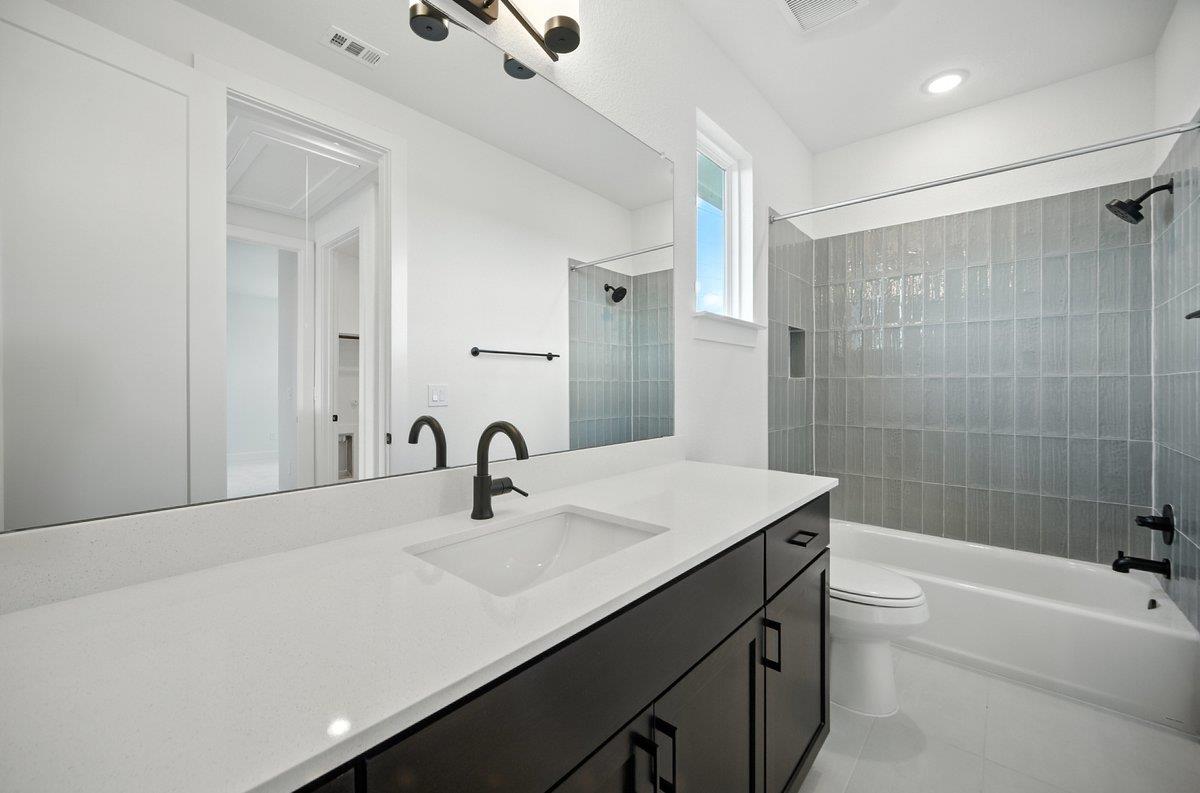 12105 Cearley Dr, Austin, TX 78758