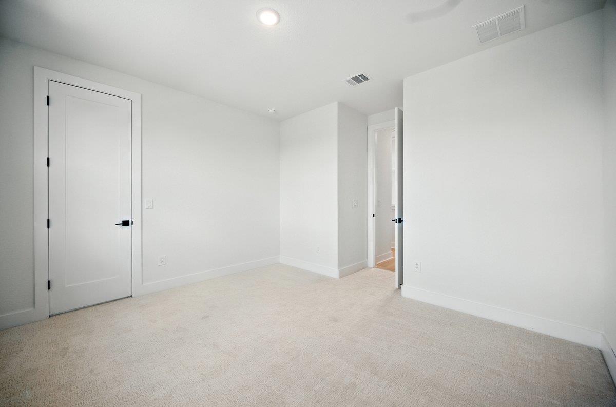 12105 Cearley Dr, Austin, TX 78758