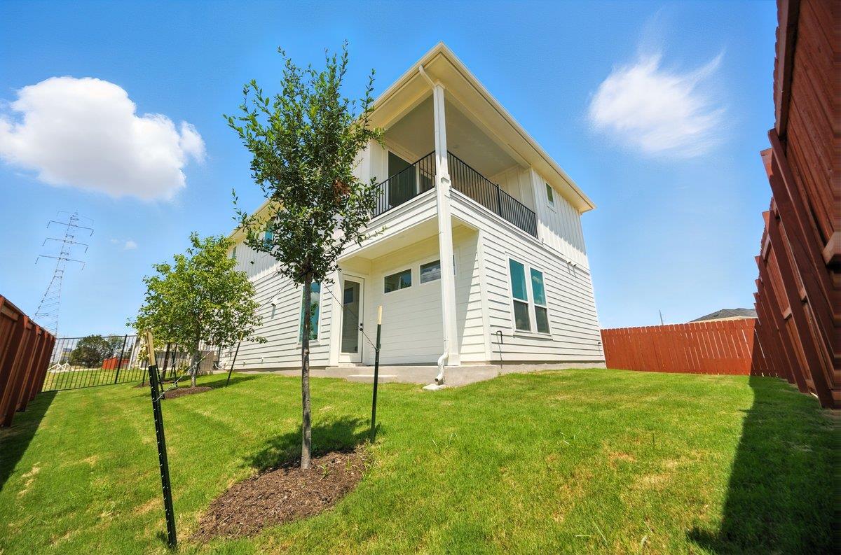 12105 Cearley Dr, Austin, TX 78758